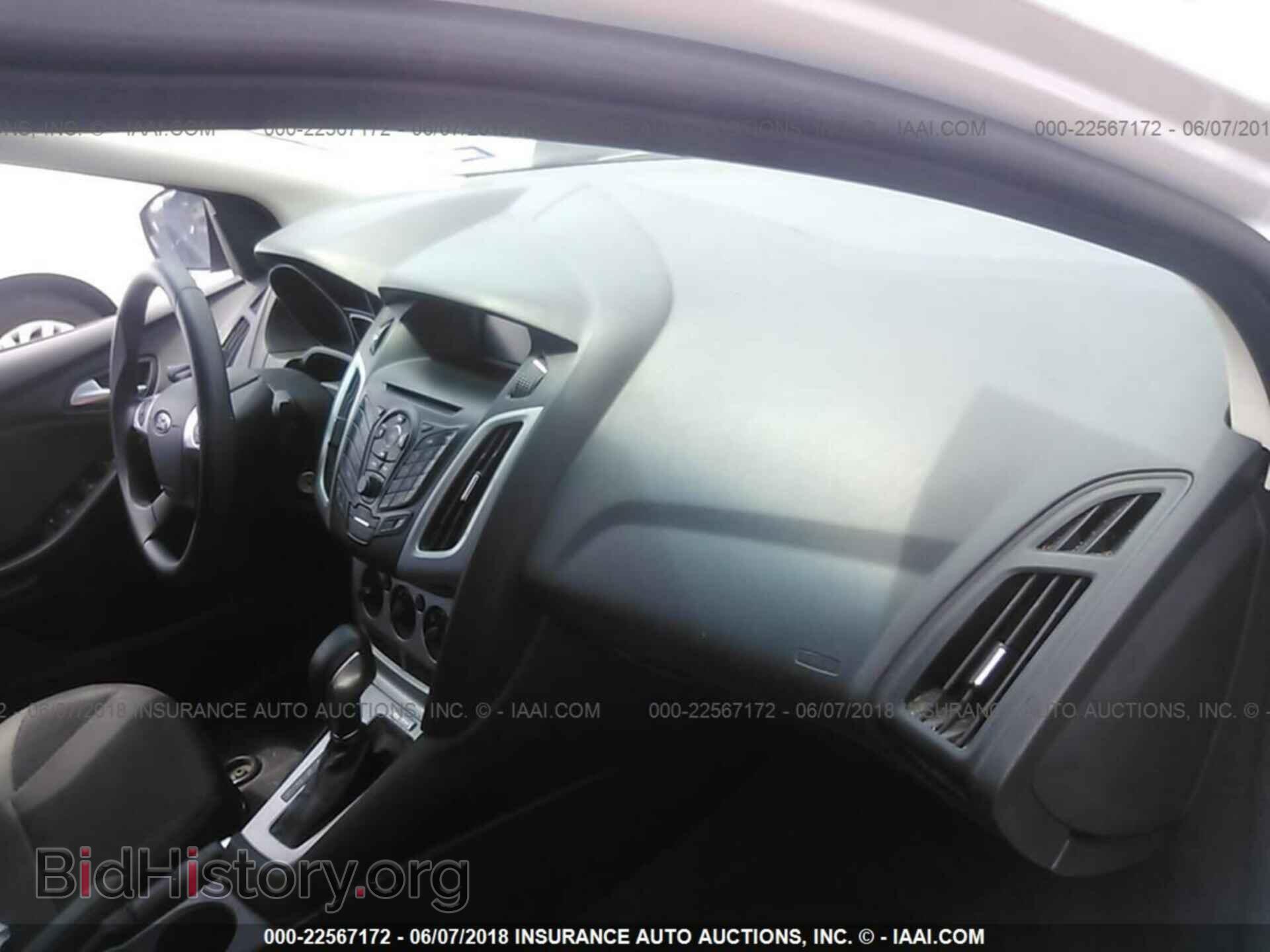 2014 Ford Focus - VIN: 1FADP3F26EL241449 - Photo 5