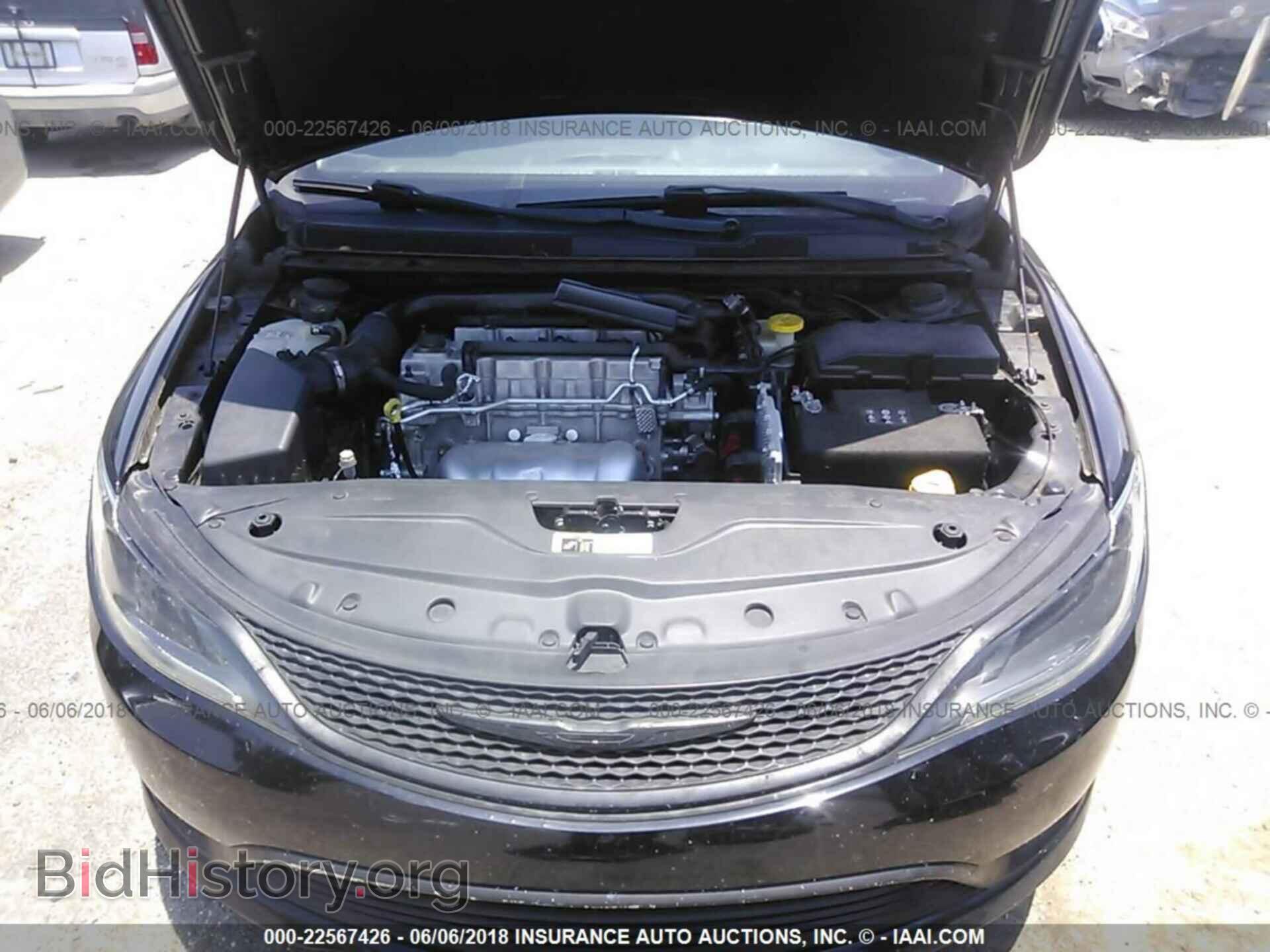 2015 Chrysler 200 - VIN: 1C3CCCAB6FN651588 - Photo 10