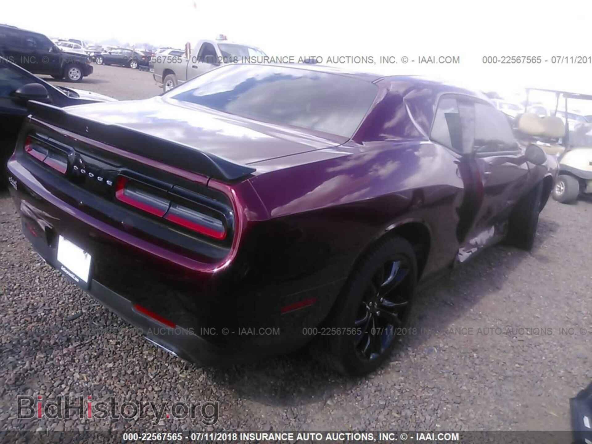 2018 Dodge Challenger - VIN: 2C3CDZAG3JH184062 - Photo 4