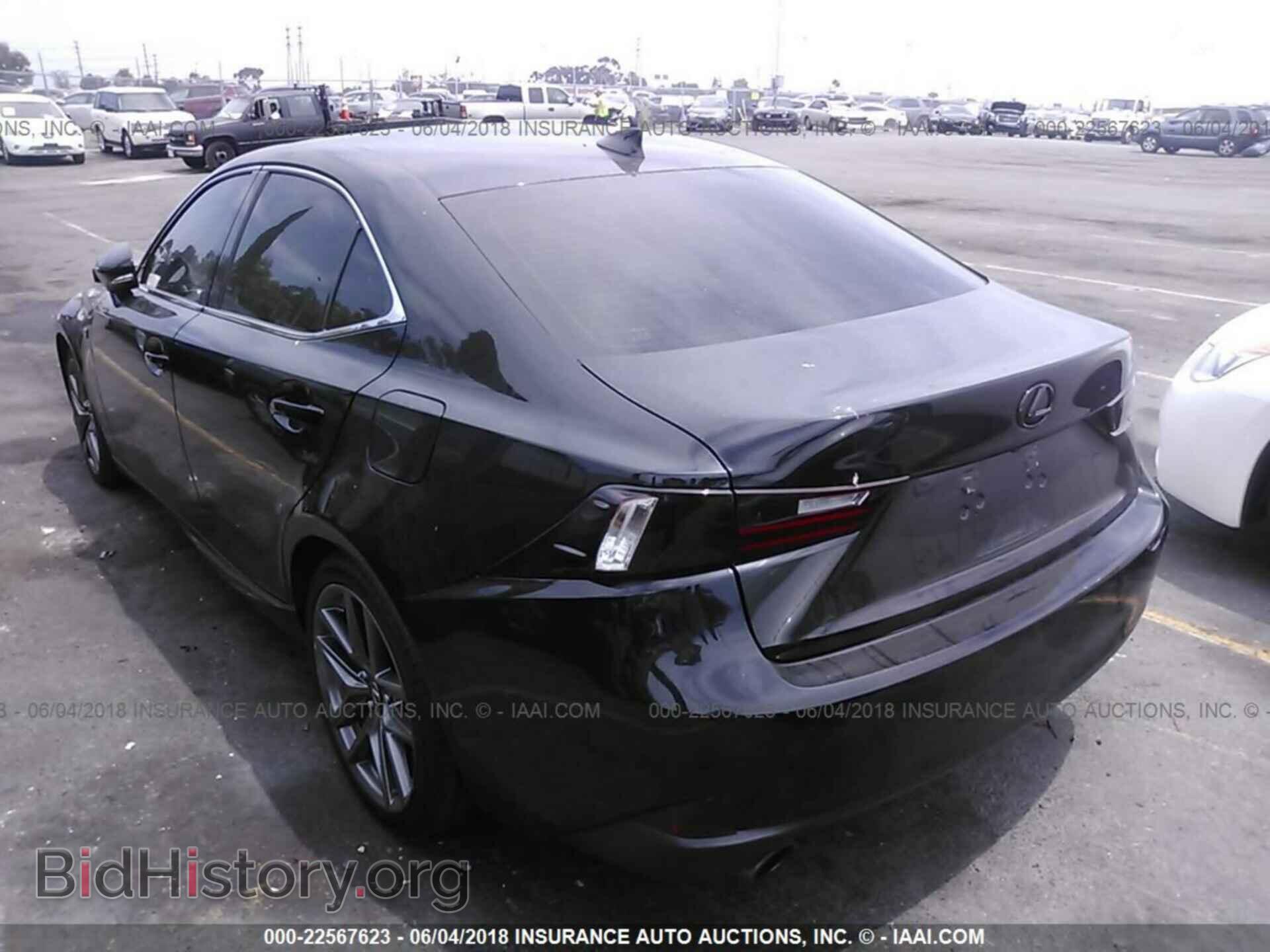 2014 Lexus Is - VIN: JTHBF1D25E5033514 - Photo 3