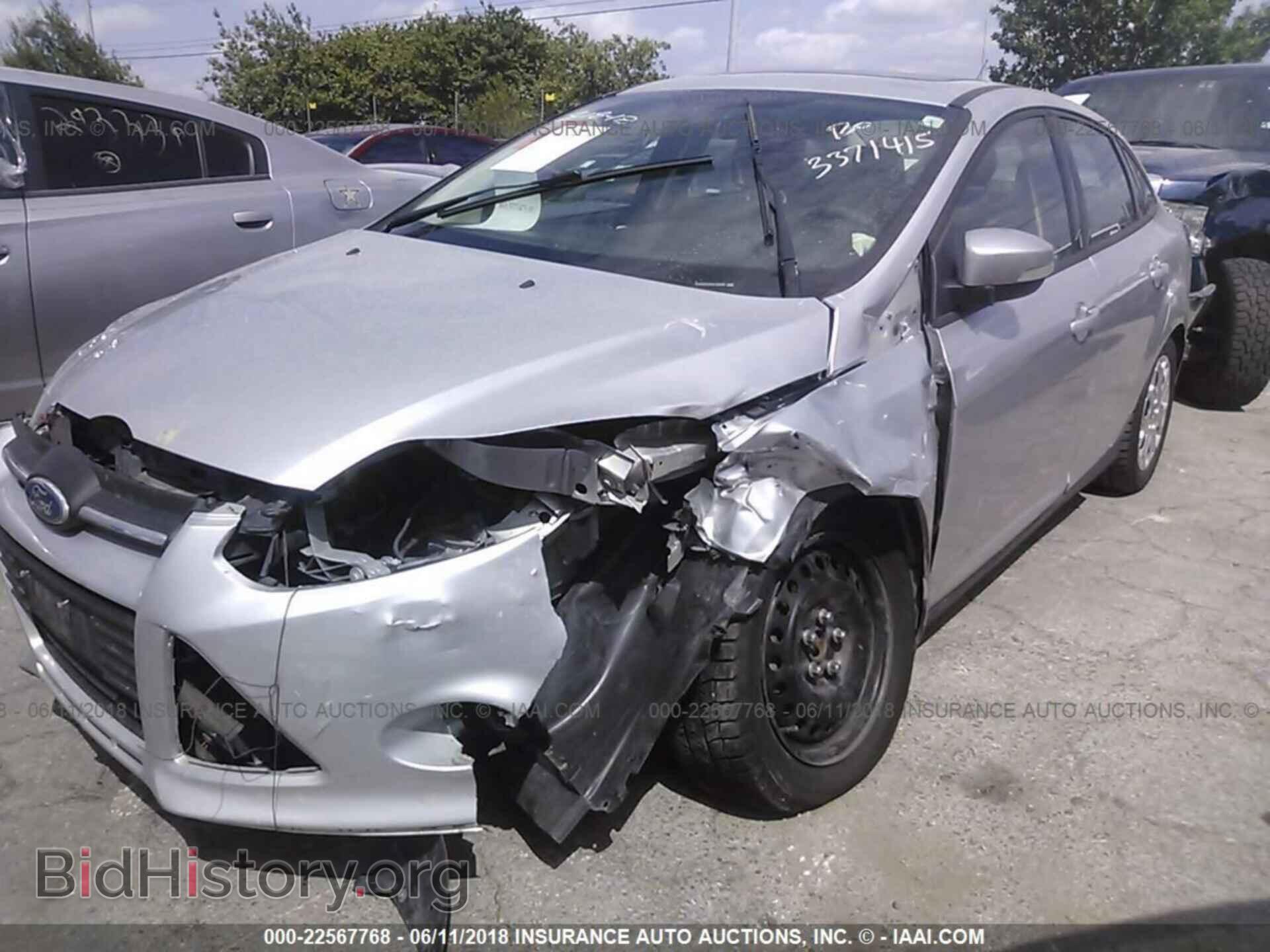 2012 Ford Focus - VIN: 1FAHP3F24CL175448 - Photo 2
