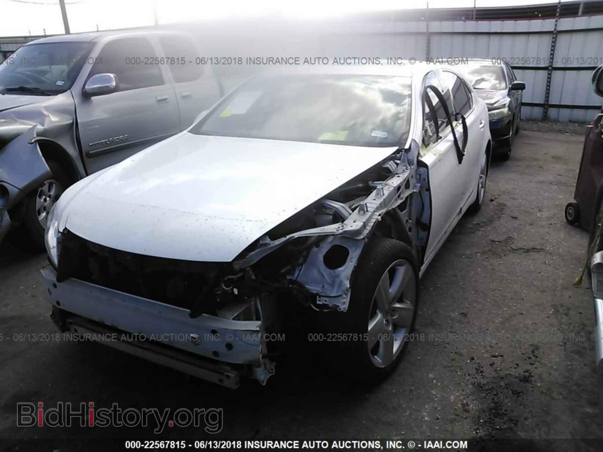 2012 Lexus Ls - VIN: JTHBL5EFXC5110540 - Фото 2