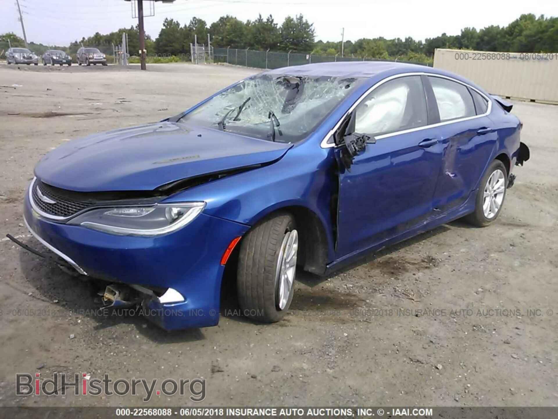 2016 Chrysler 200 - VIN: 1C3CCCAB5GN192619 - Photo 2