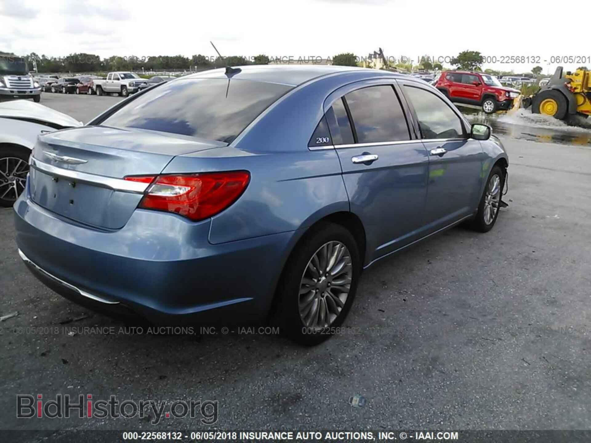 2011 Chrysler 200 - VIN: 1C3BC2FB4BN571778 - Photo 4
