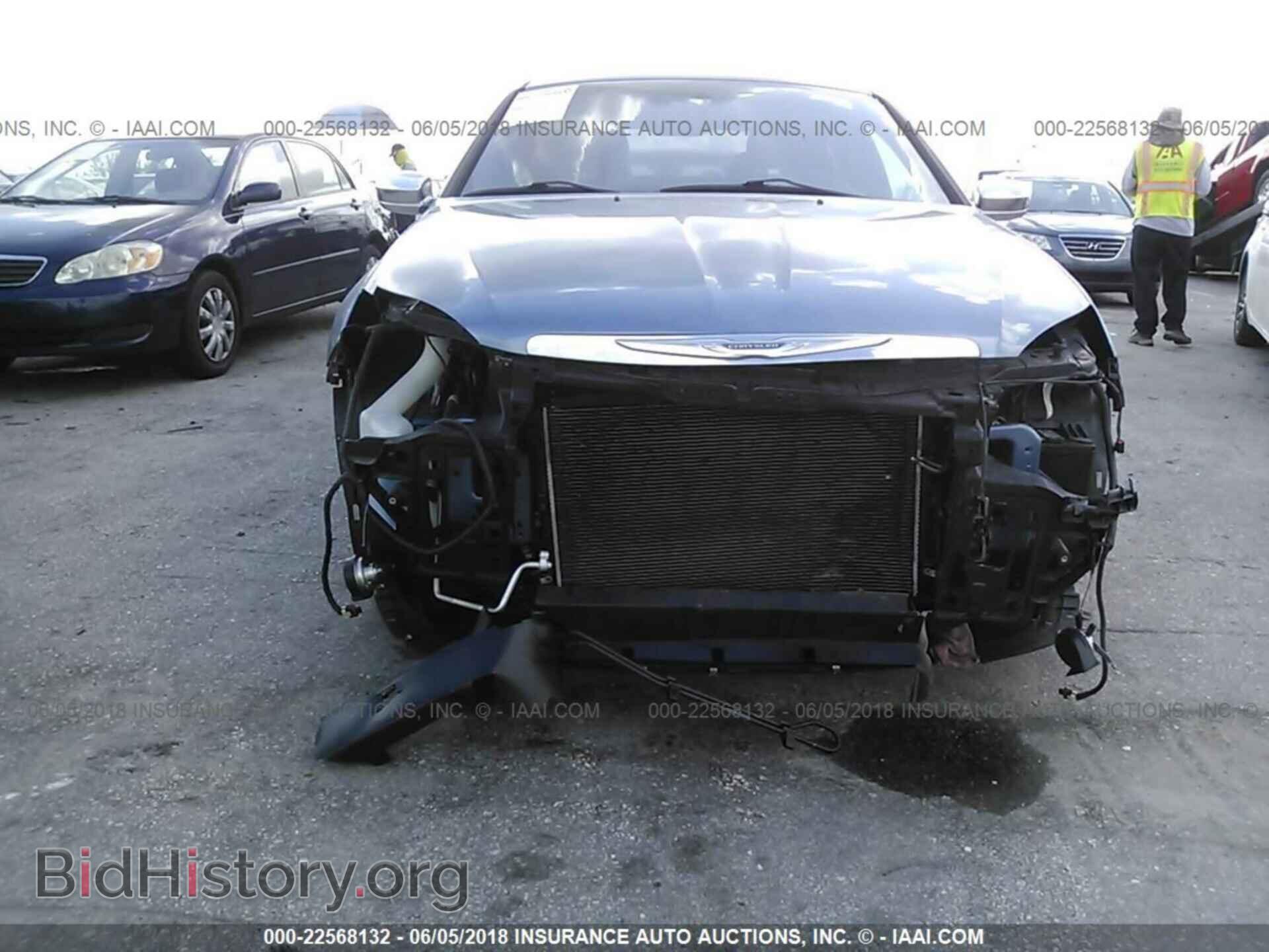 2011 Chrysler 200 - VIN: 1C3BC2FB4BN571778 - Photo 6