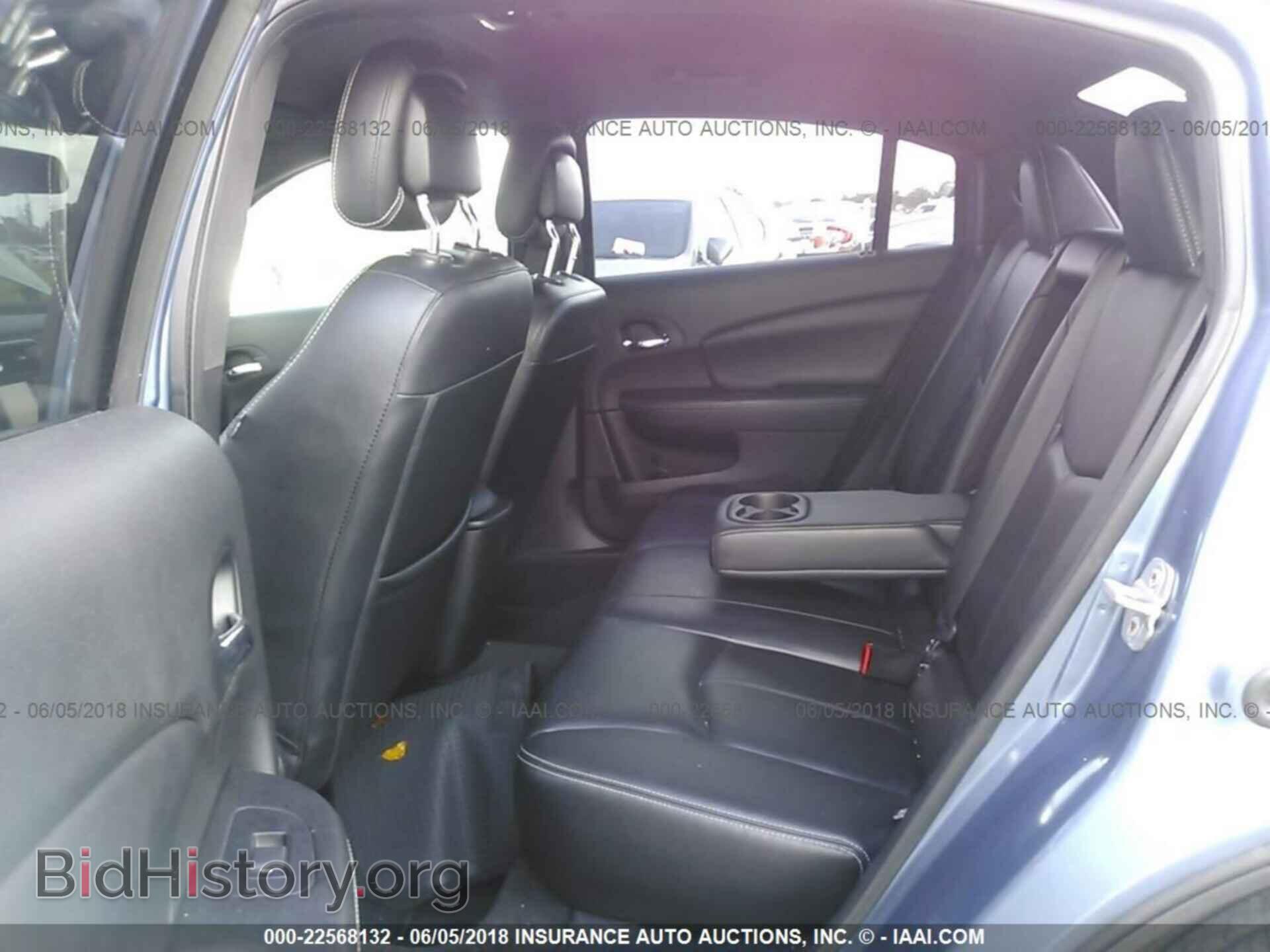 2011 Chrysler 200 - VIN: 1C3BC2FB4BN571778 - Photo 8