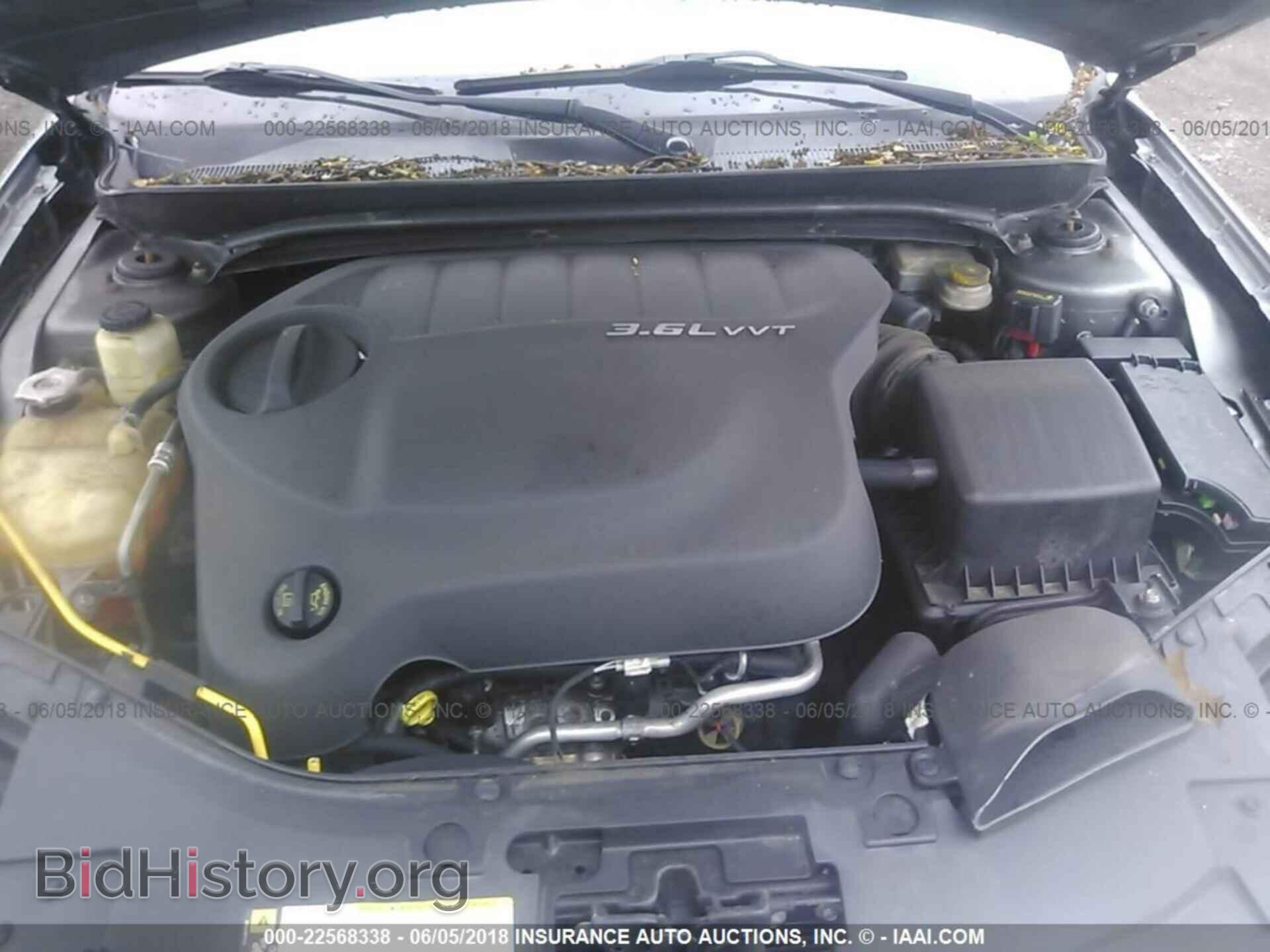 2013 Chrysler 200 - VIN: 1C3CCBBG8DN732027 - Photo 10