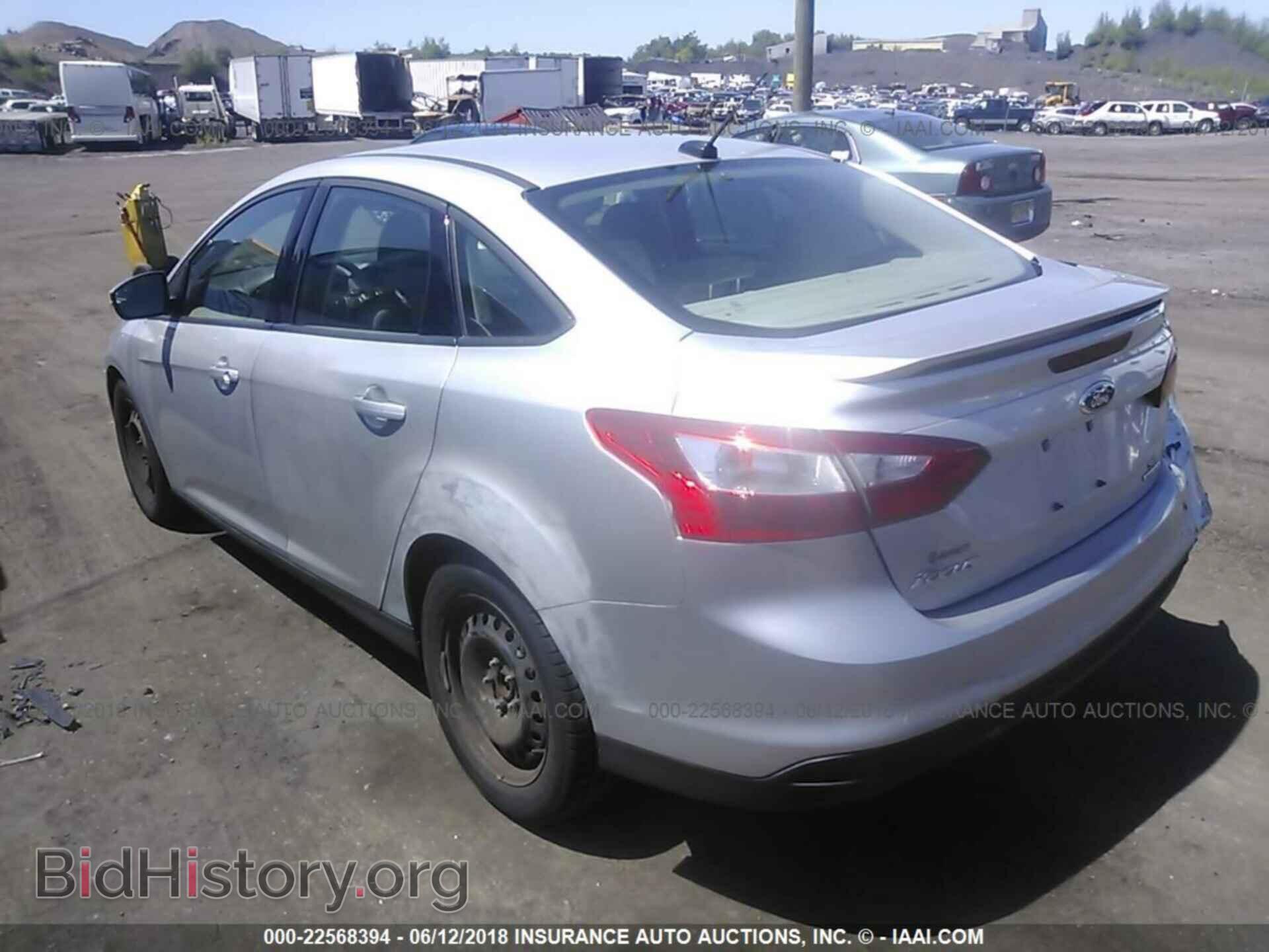 2013 Ford Focus - VIN: 1FADP3F23DL111532 - Photo 3