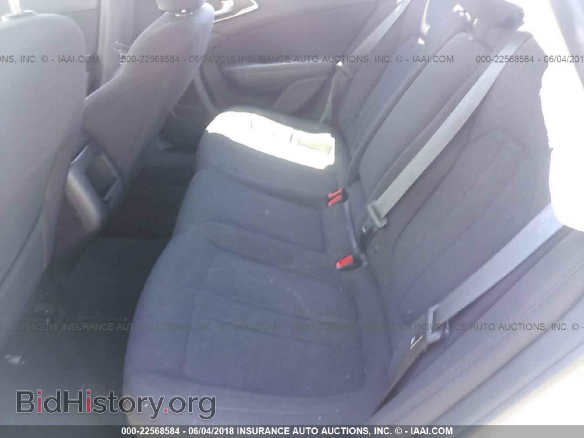 2015 Chrysler 200 - VIN: 1C3CCCAB1FN578310 - Photo 8