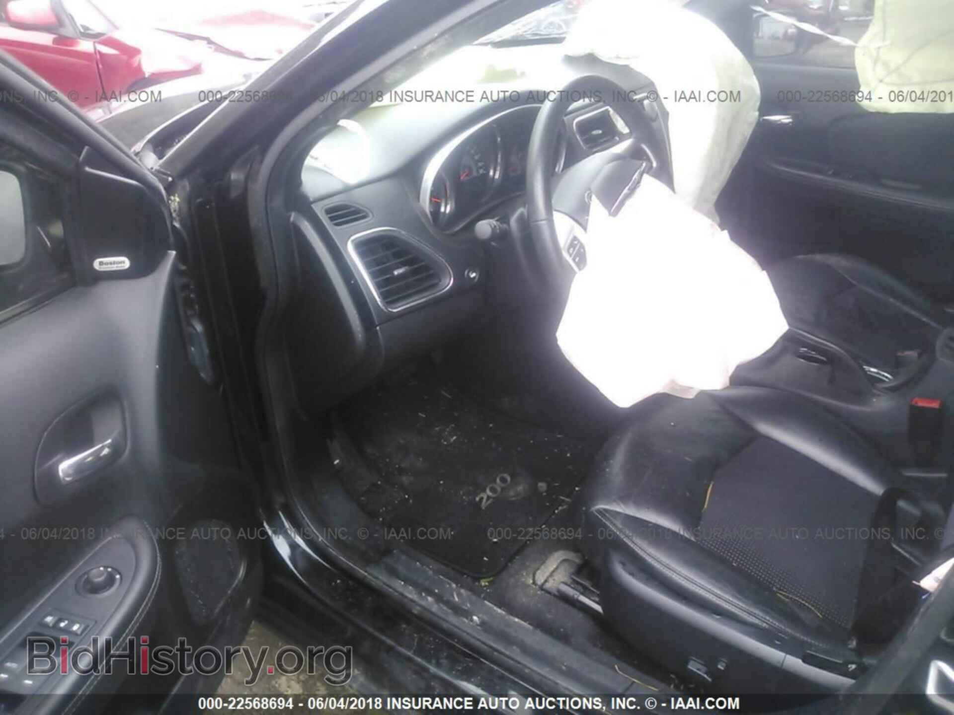 2013 Chrysler 200 - VIN: 1C3CCBCG0DN553849 - Photo 5