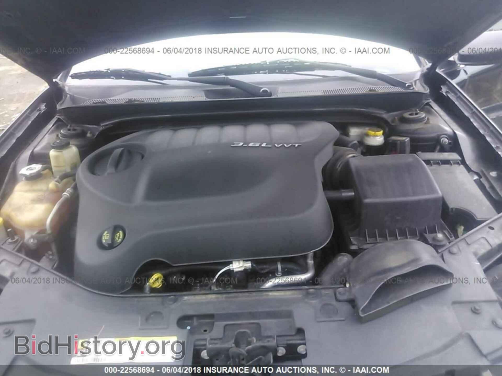 2013 Chrysler 200 - VIN: 1C3CCBCG0DN553849 - Photo 10