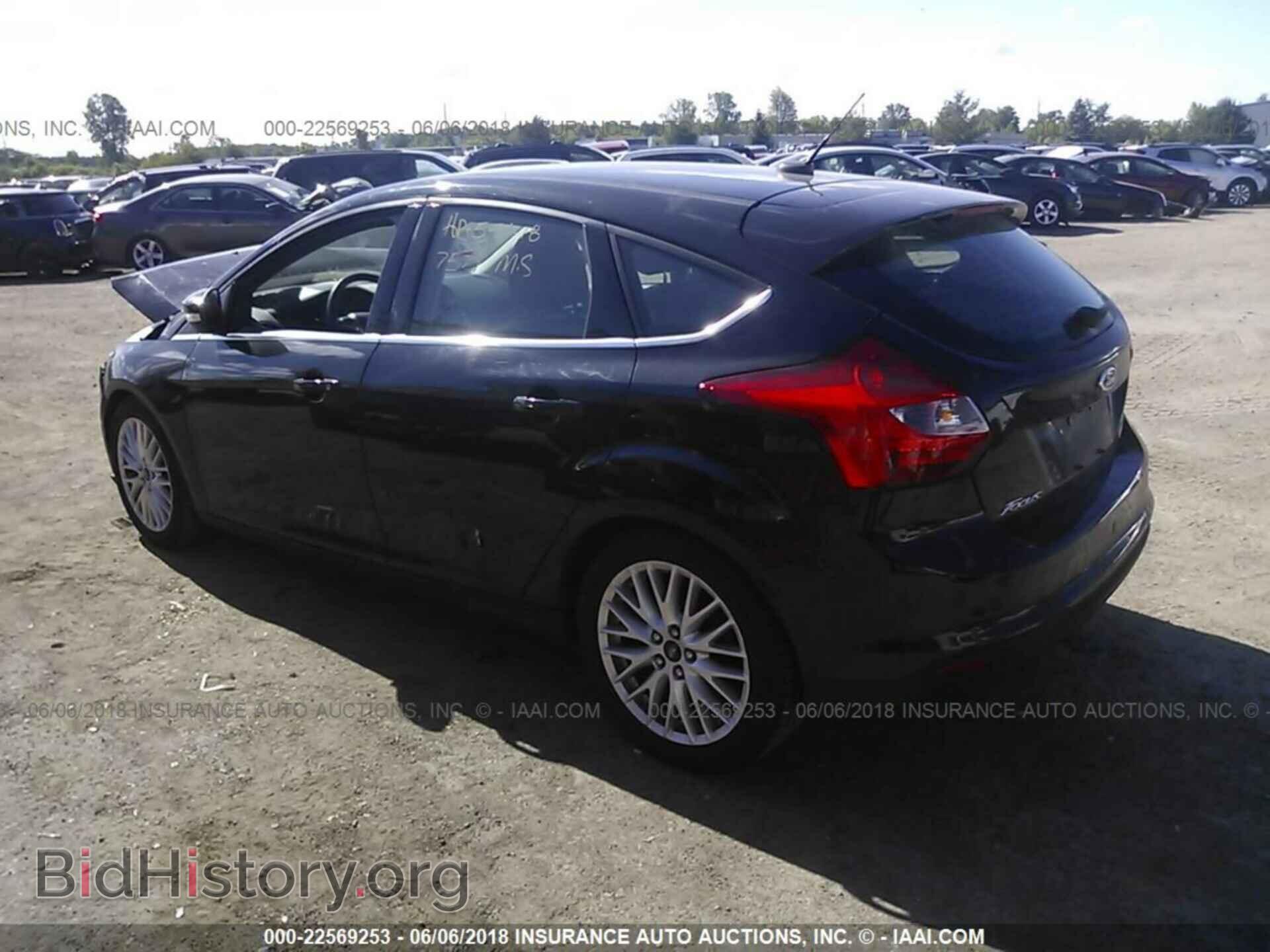 2014 Ford Focus - VIN: 1FADP3N28EL167579 - Photo 3
