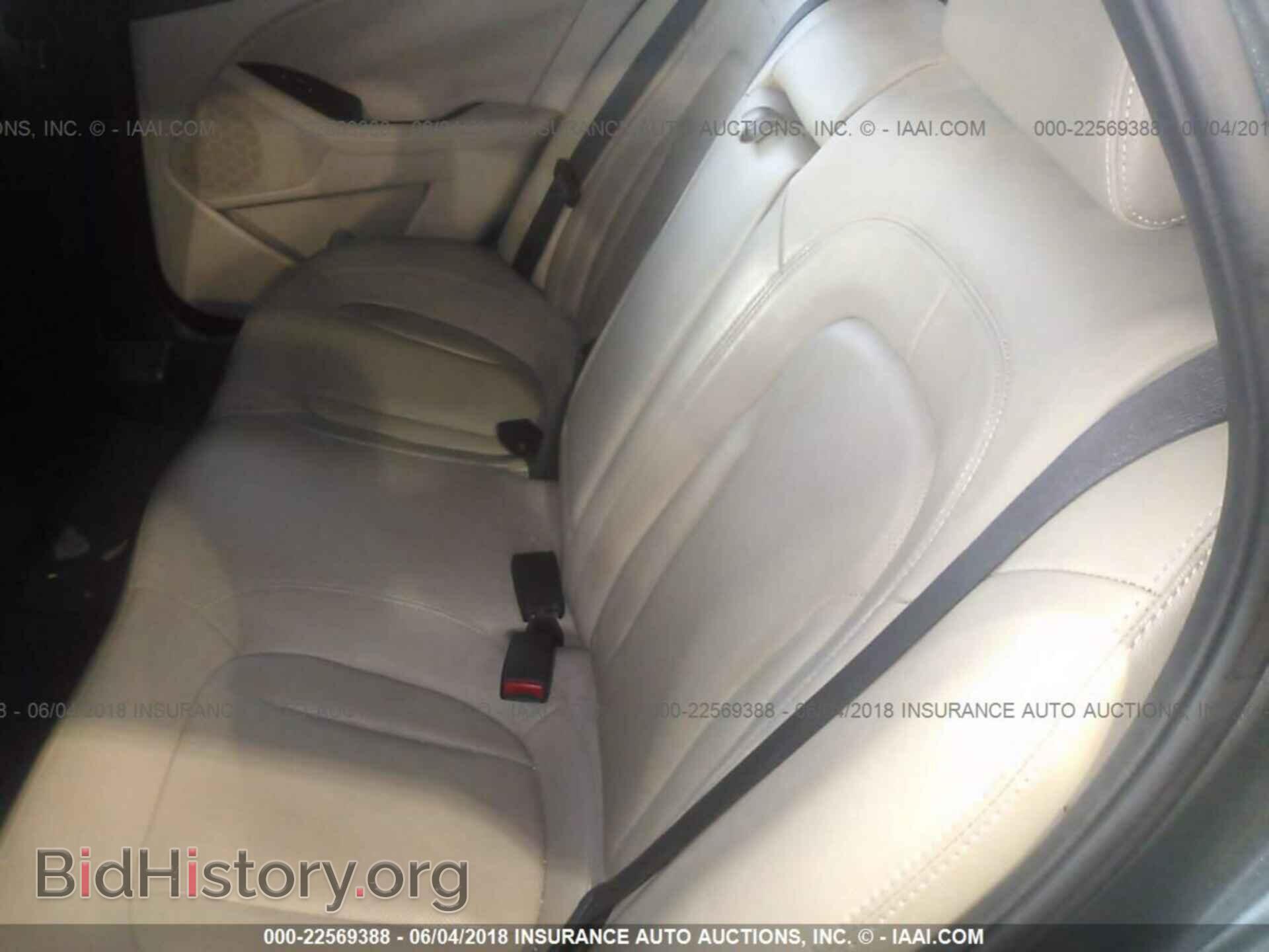 2011 Kia Optima - VIN: KNAGN4A76B5061990 - Photo 8