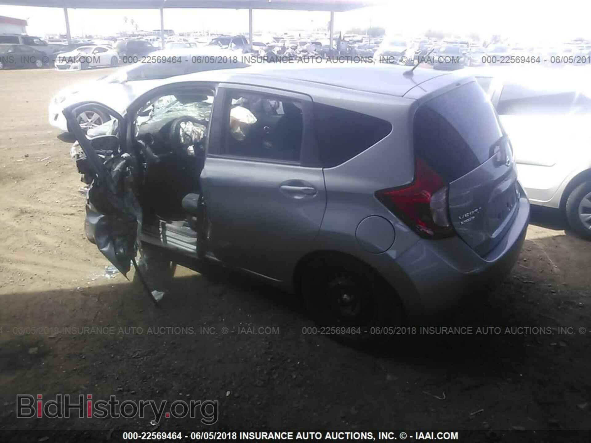 2015 Nissan Versa note - VIN: 3N1CE2CP9FL435102 - Photo 3