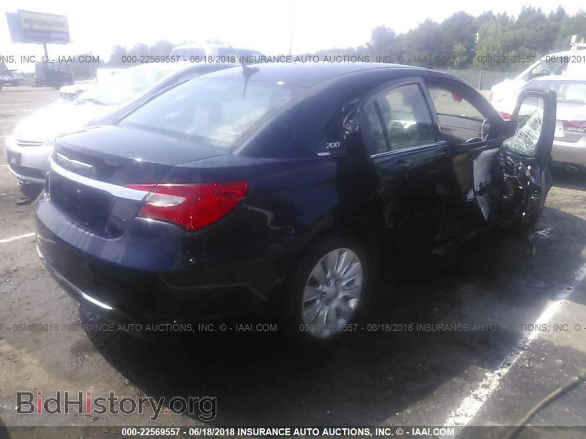2011 Chrysler 200 - VIN: 1C3BC4FB1BN558451 - Фото 4