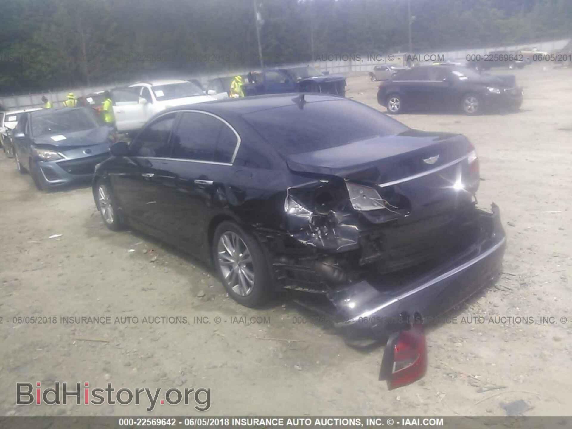 2013 Hyundai Genesis - VIN: KMHGC4DD1DU221093 - Фото 3