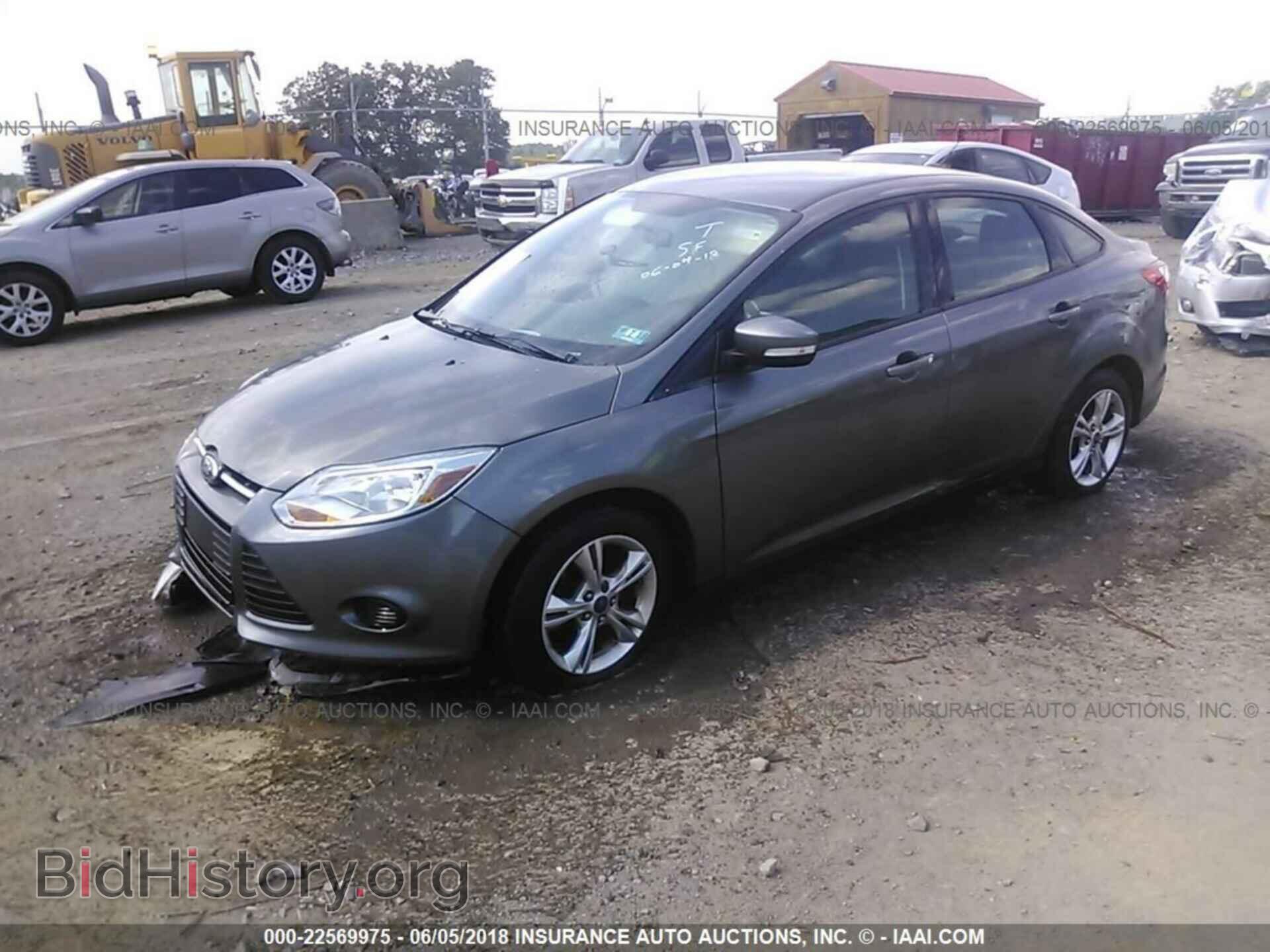2014 Ford Focus - VIN: 1FADP3F2XEL148546 - Фото 2