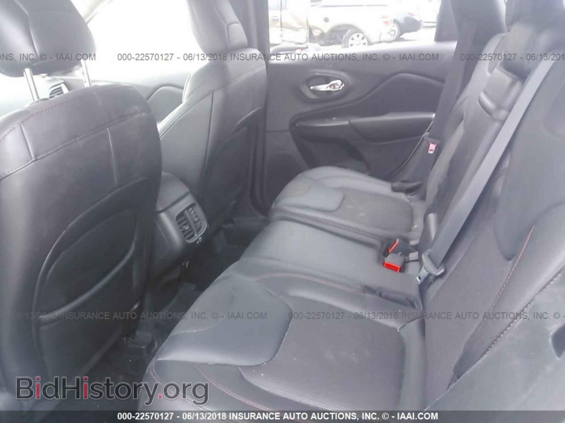 2017 Jeep Cherokee - VIN: 1C4PJMBS7HW504359 - Фото 8