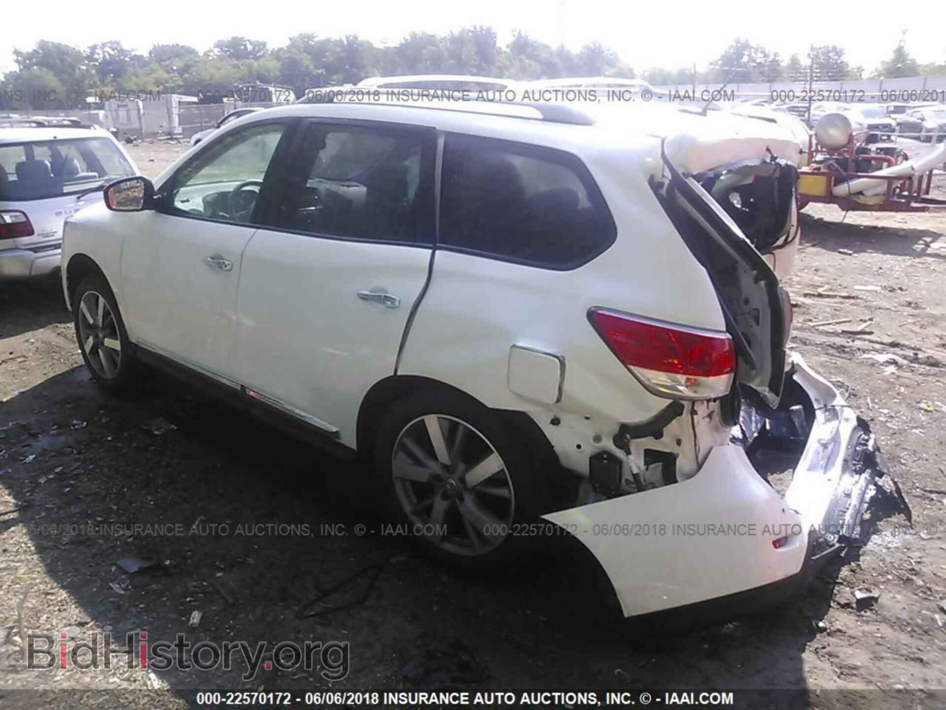 2016 Nissan Pathfinder - VIN: 5N1AR2MM5GC646531 - Фото 3