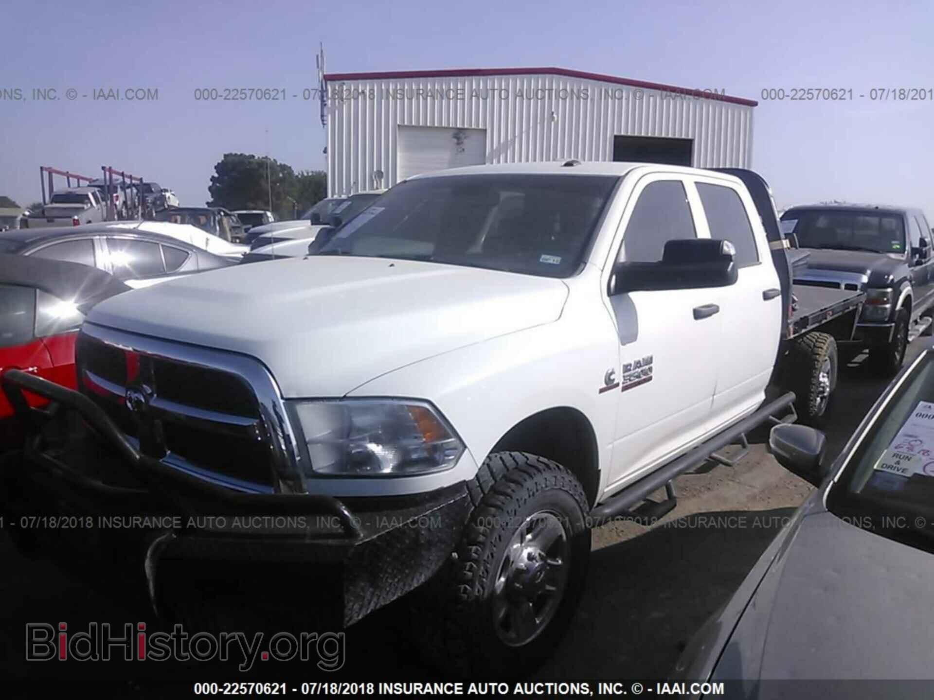 2015 Ram 3500 - VIN: 3C63R3GL9FG590067 - Фото 2