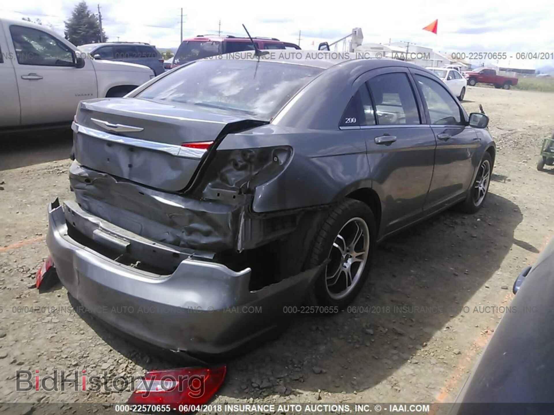 2013 Chrysler 200 - VIN: 1C3CCBAB5DN686890 - Фото 4