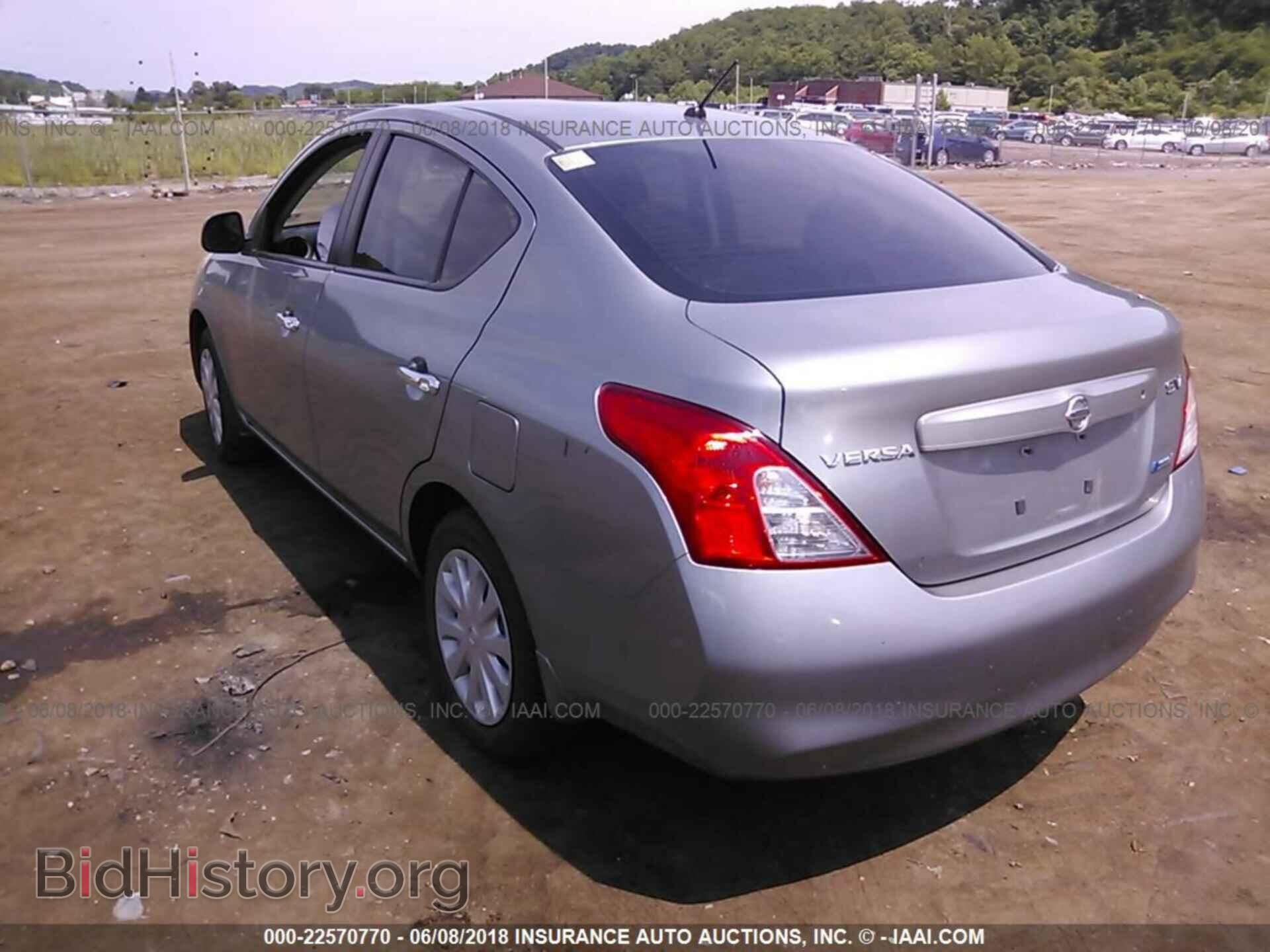2012 Nissan Versa - VIN: 3N1CN7AP4CL932912 - Фото 3
