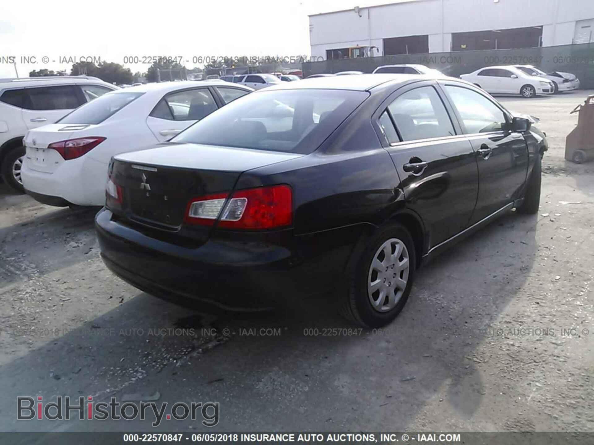 2011 Mitsubishi Galant - VIN: 4A32B3FF4BE017032 - Фото 4