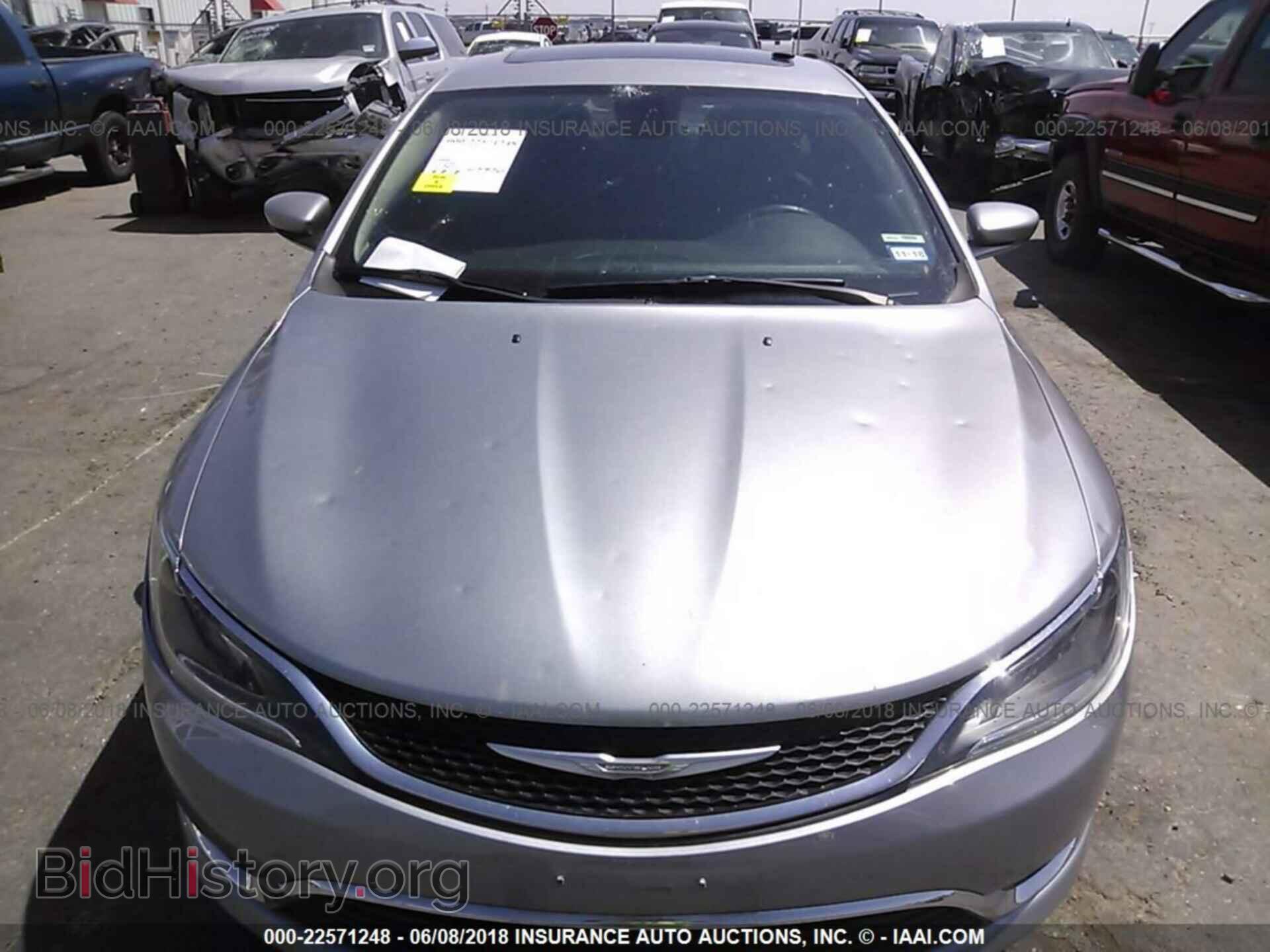 2015 Chrysler 200 - VIN: 1C3CCCAB3FN674357 - Photo 6