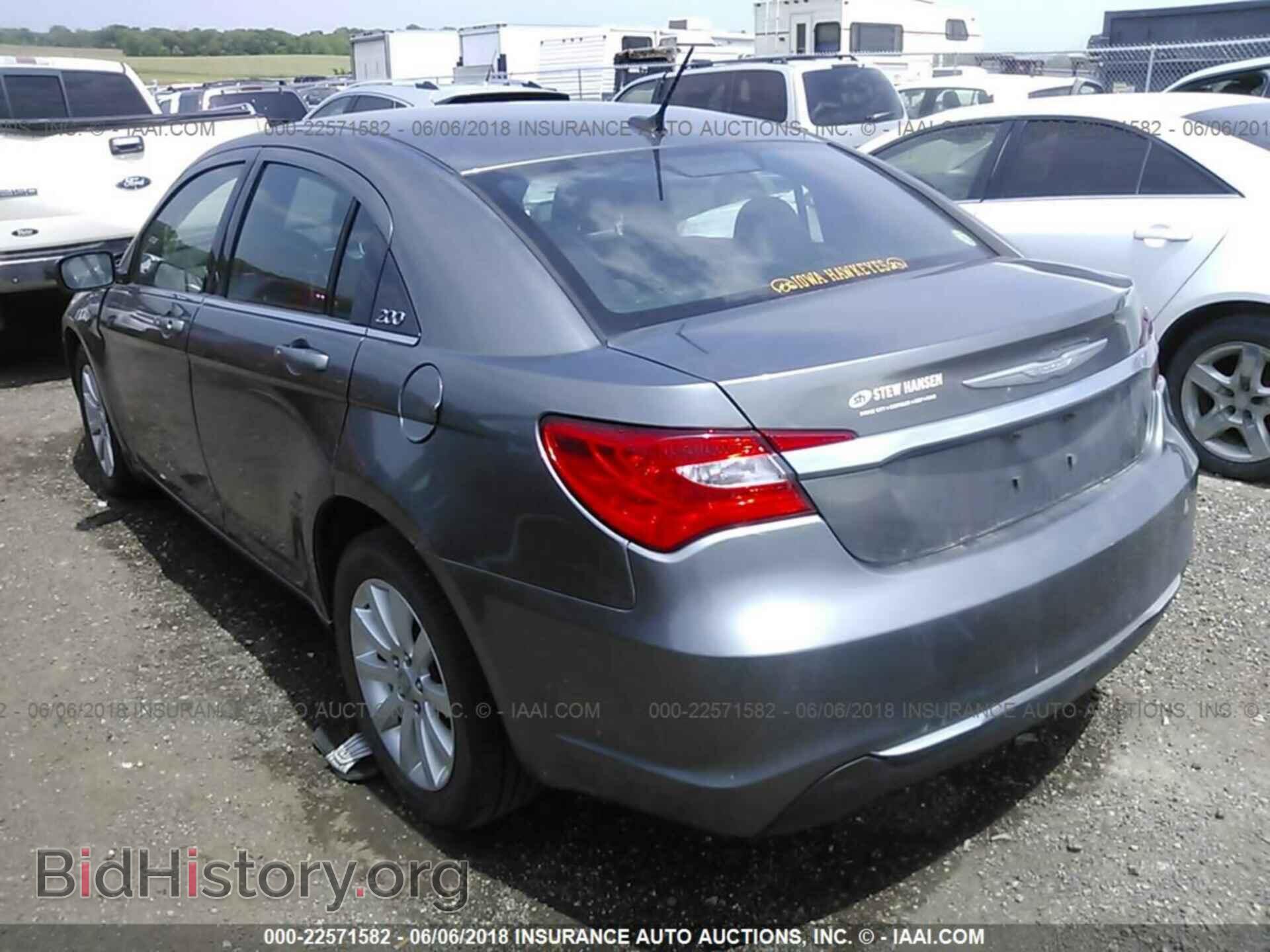 2012 Chrysler 200 - VIN: 1C3CCBBB4CN288261 - Фото 3