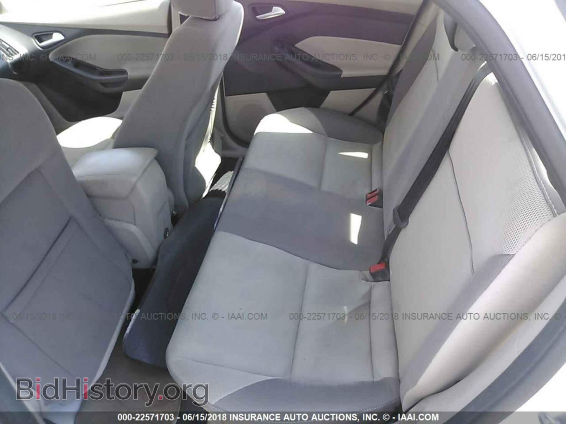 2013 Ford Focus - VIN: 1FADP3F24DL255705 - Photo 8