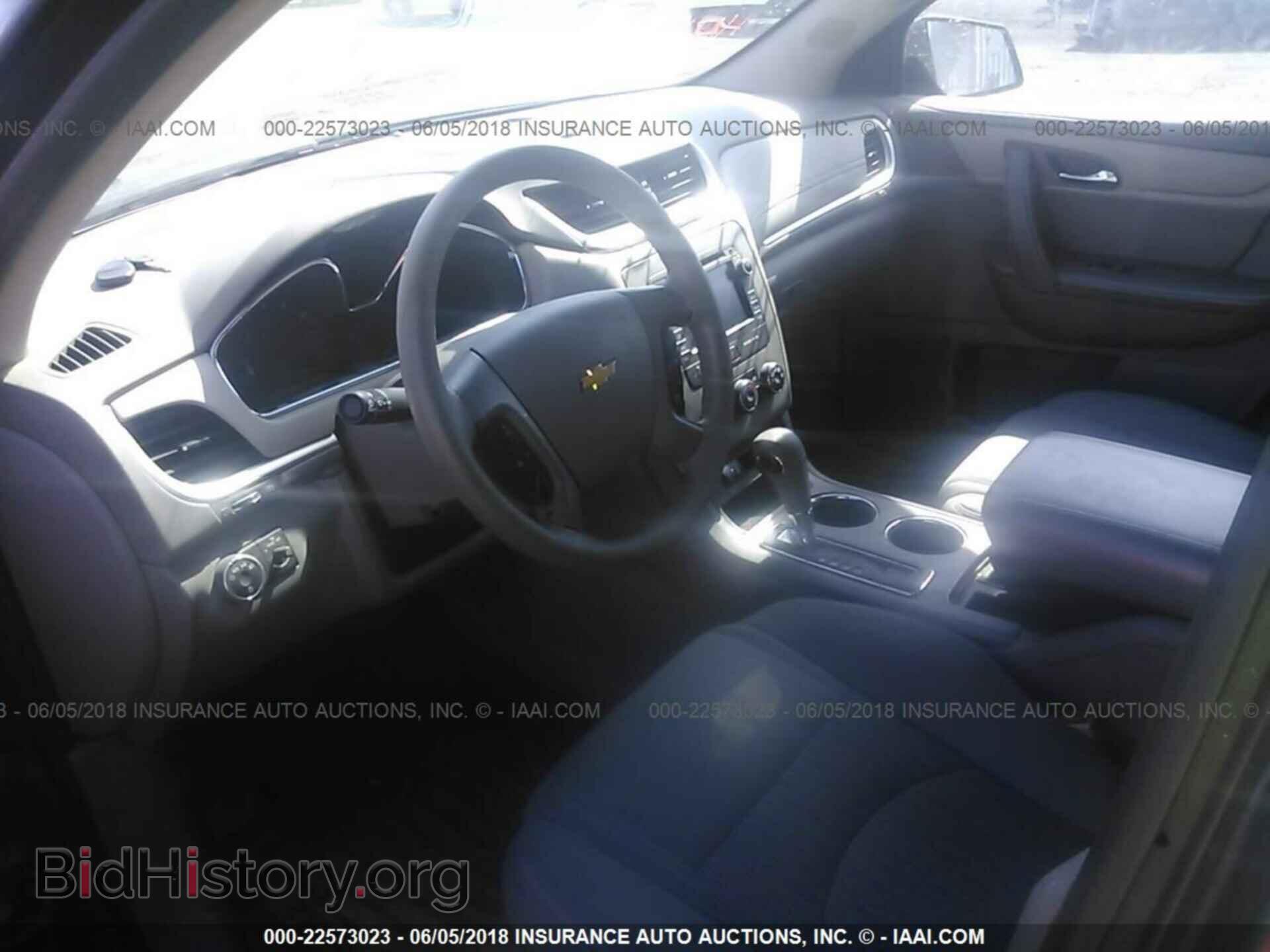 2013 Chevrolet Traverse - VIN: 1GNKRFED0DJ106176 - Фото 5