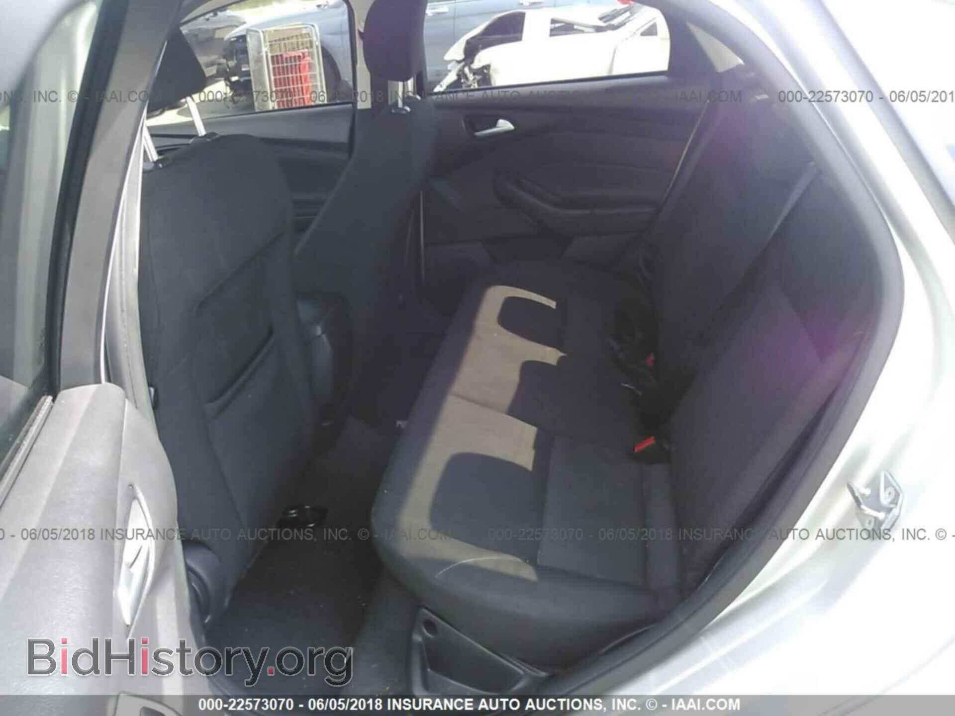 2015 Ford Focus - VIN: 1FADP3F25FL262844 - Photo 8