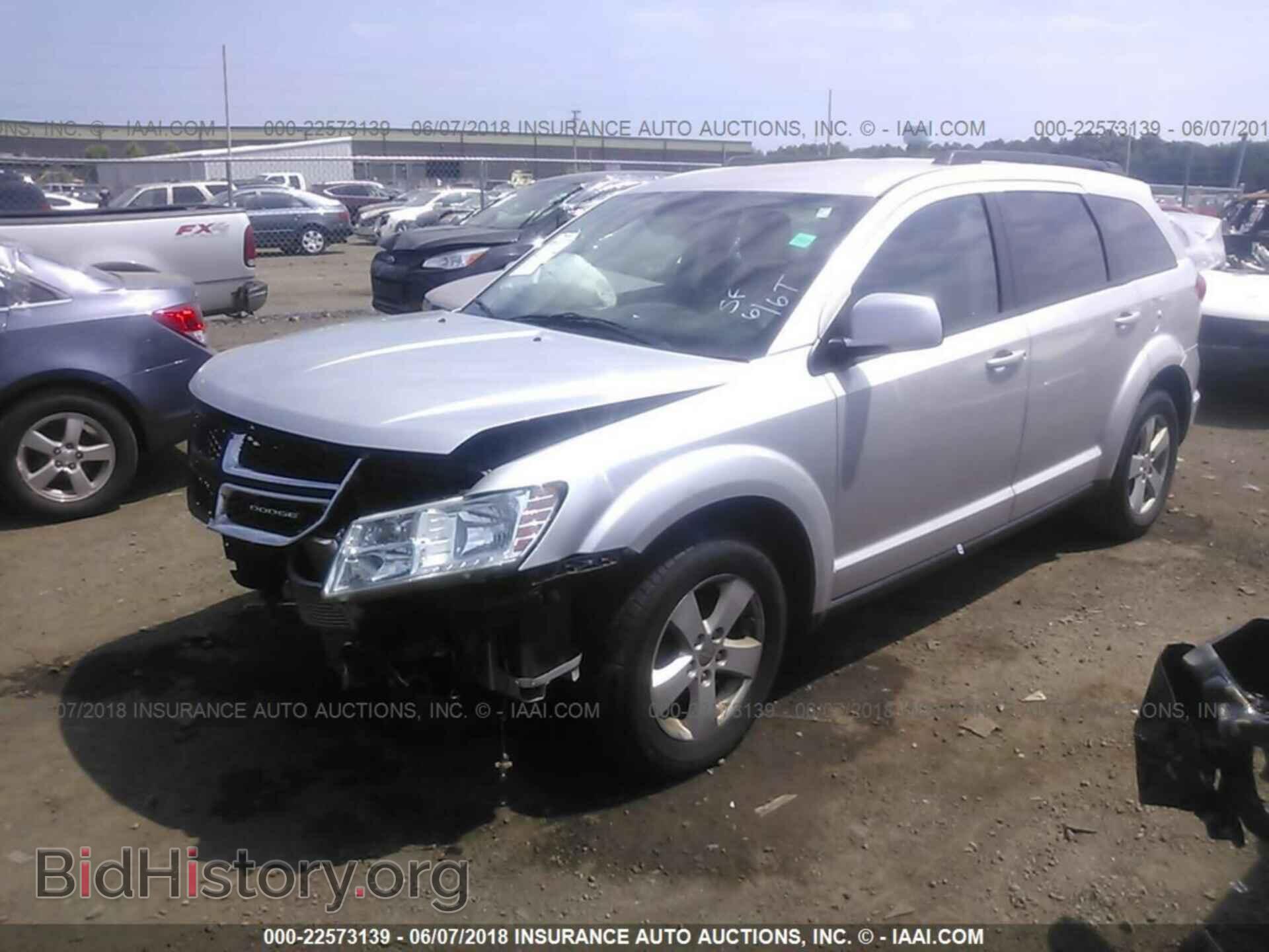 2012 Dodge Journey - VIN: 3C4PDCBG0CT297258 - Фото 2