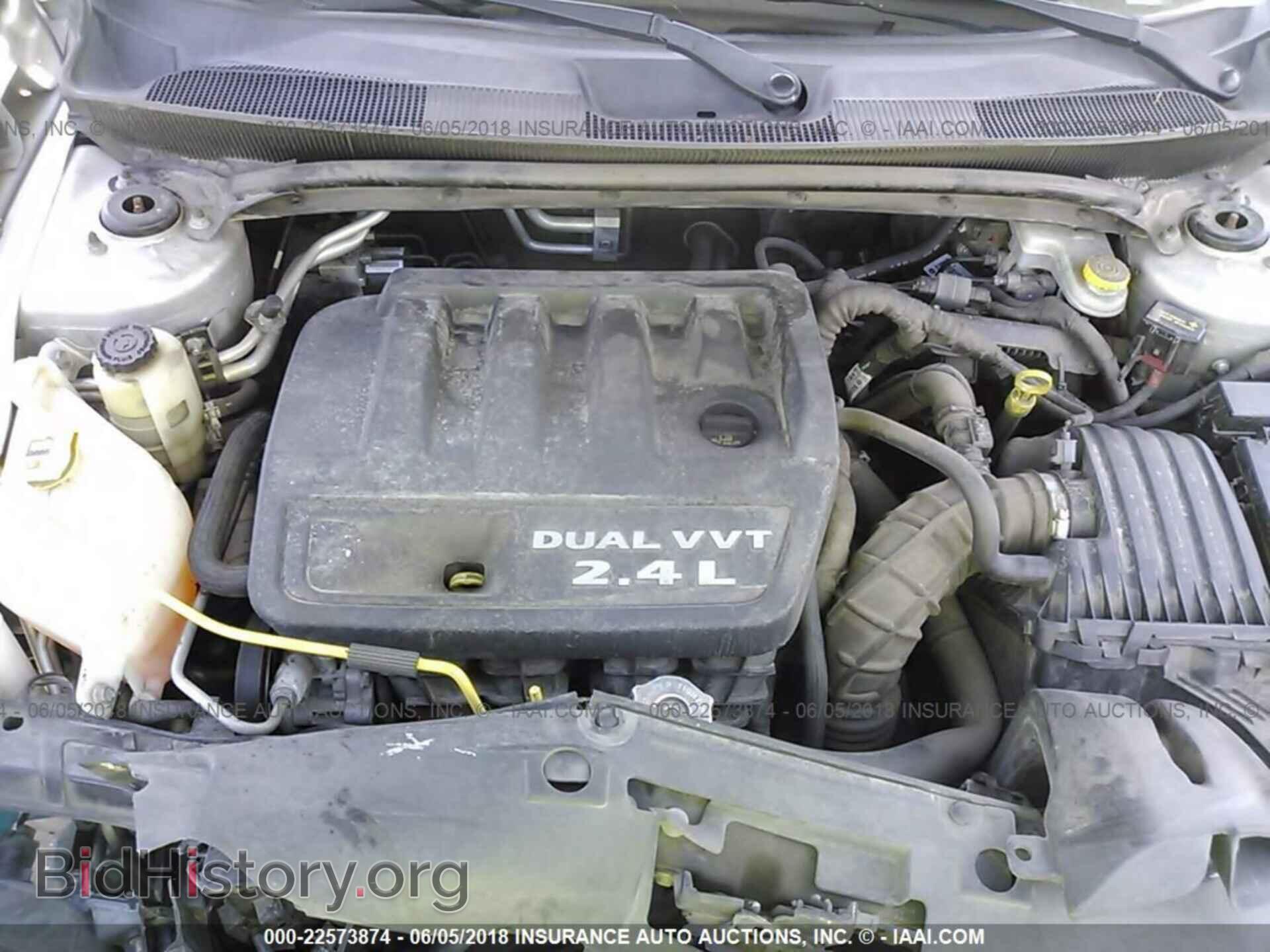2012 Chrysler 200 - VIN: 1C3CCBAB4CN130133 - Фото 10