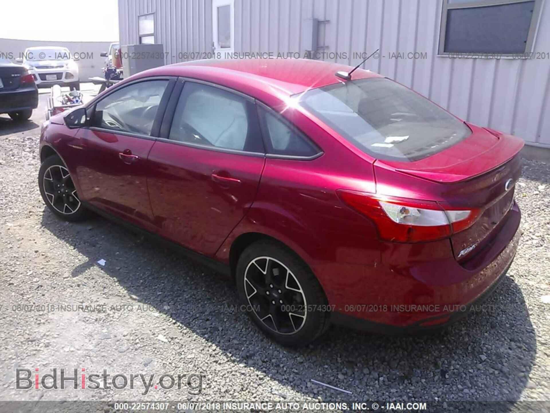 2012 Ford Focus - VIN: 1FAHP3F23CL475529 - Photo 3