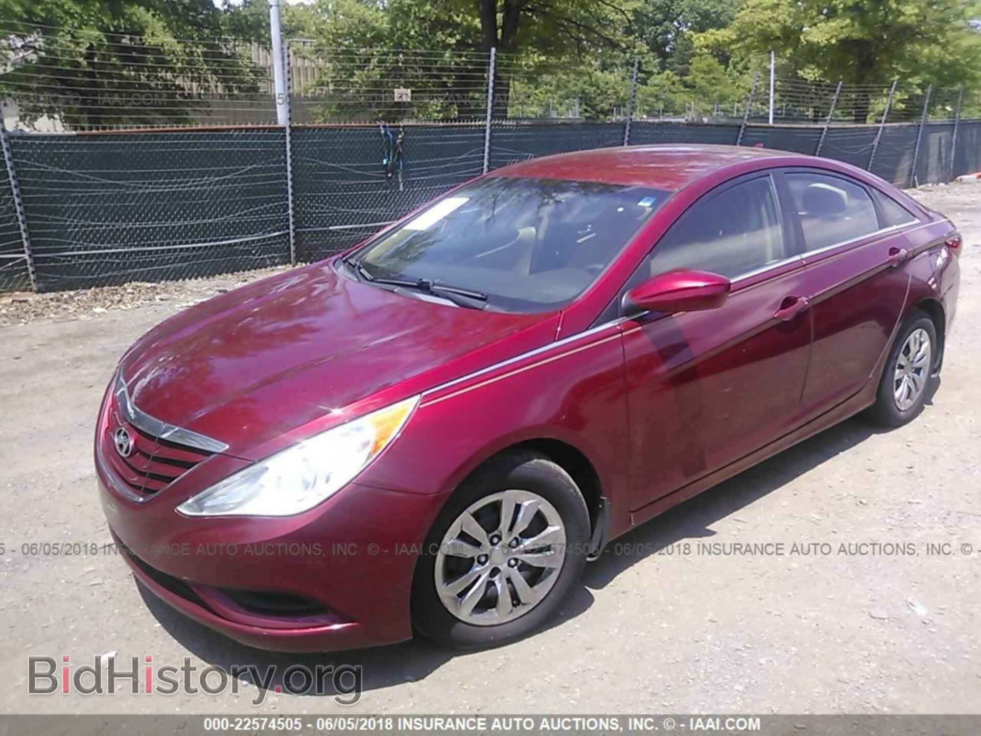 2012 Hyundai Sonata - VIN: 5NPEB4ACXCH448558 - Фото 2