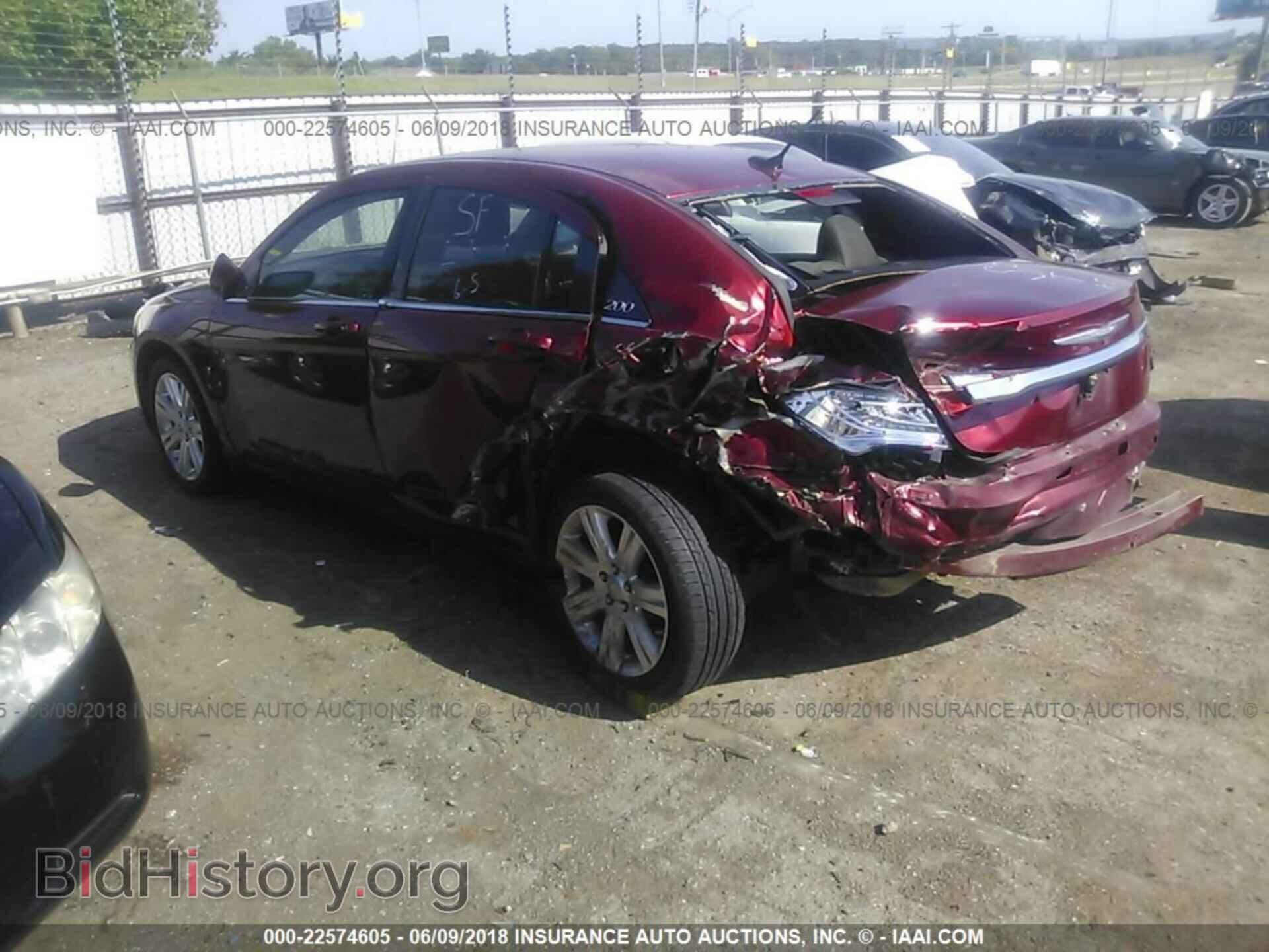 2012 Chrysler 200 - VIN: 1C3CCBBB3CN151599 - Фото 3