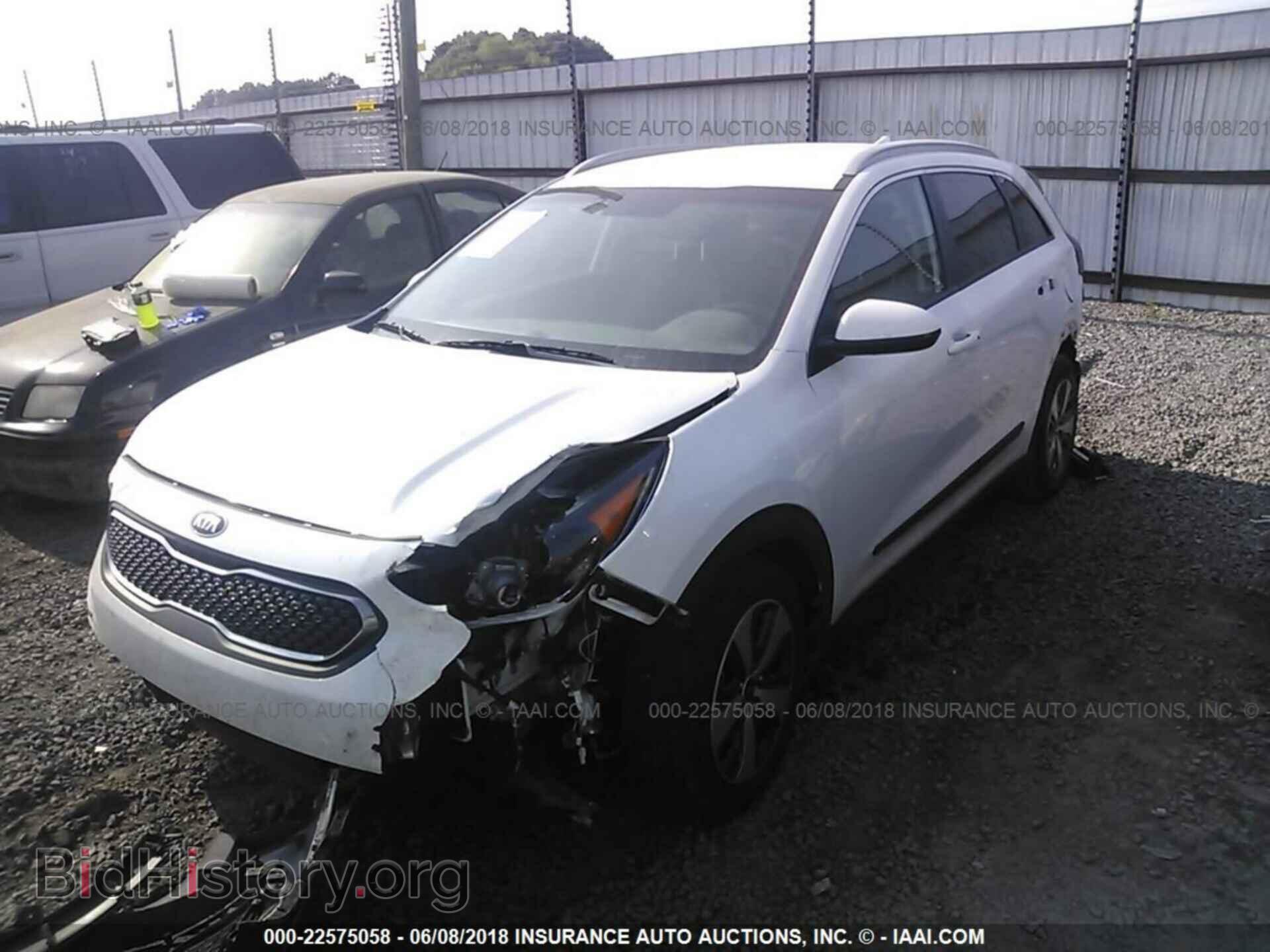 2017 Kia Niro - VIN: KNDCB3LC9H5039957 - Фото 2
