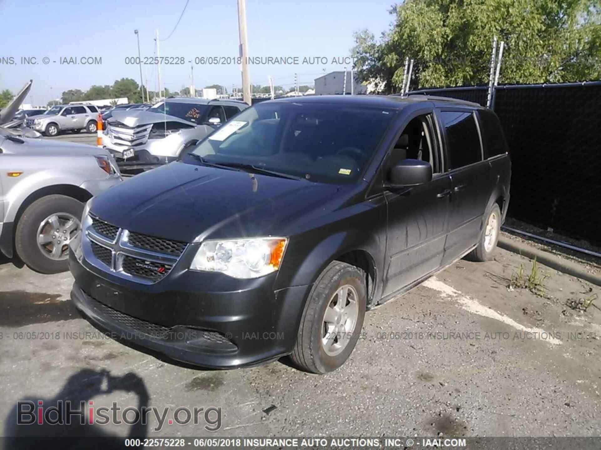 2011 Dodge Grand caravan - VIN: 2D4RN3DG8BR731224 - Фото 2