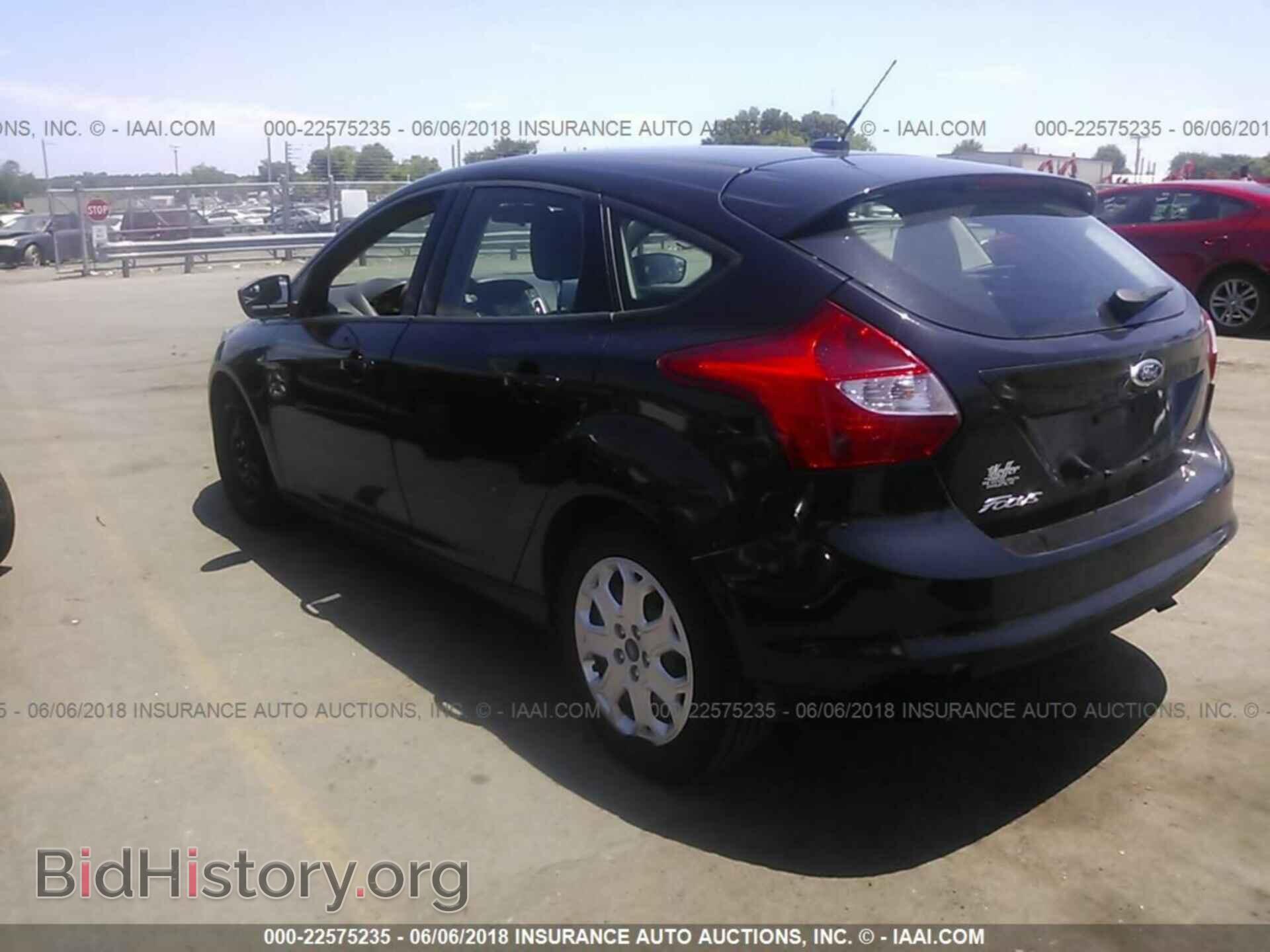 2012 Ford Focus - VIN: 1FAHP3K28CL147190 - Photo 3