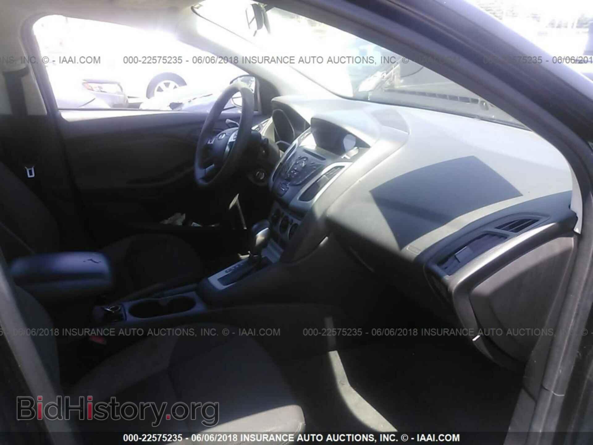2012 Ford Focus - VIN: 1FAHP3K28CL147190 - Photo 5
