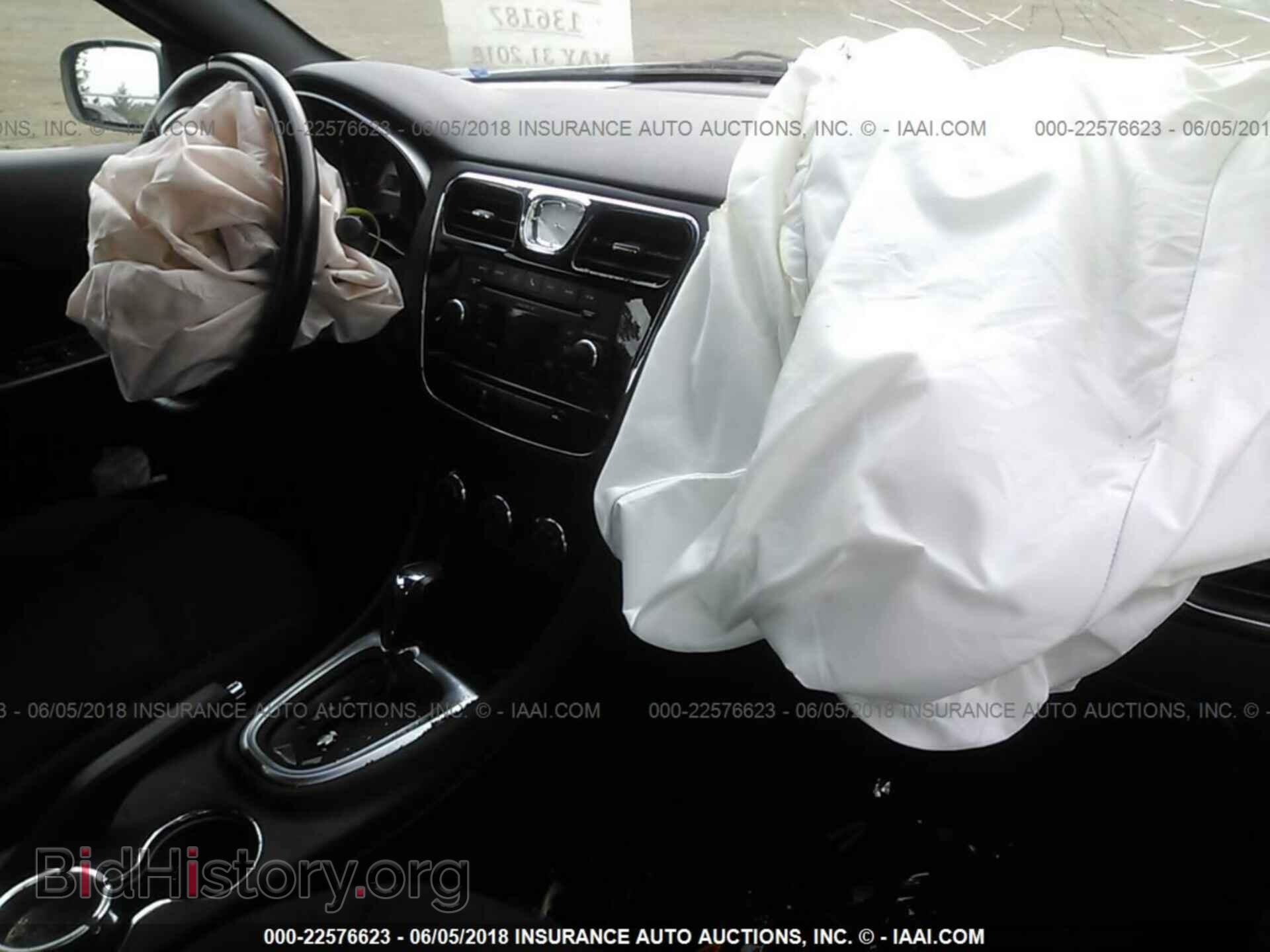 2011 Chrysler 200 - VIN: 1C3BC1FG3BN552371 - Фото 5