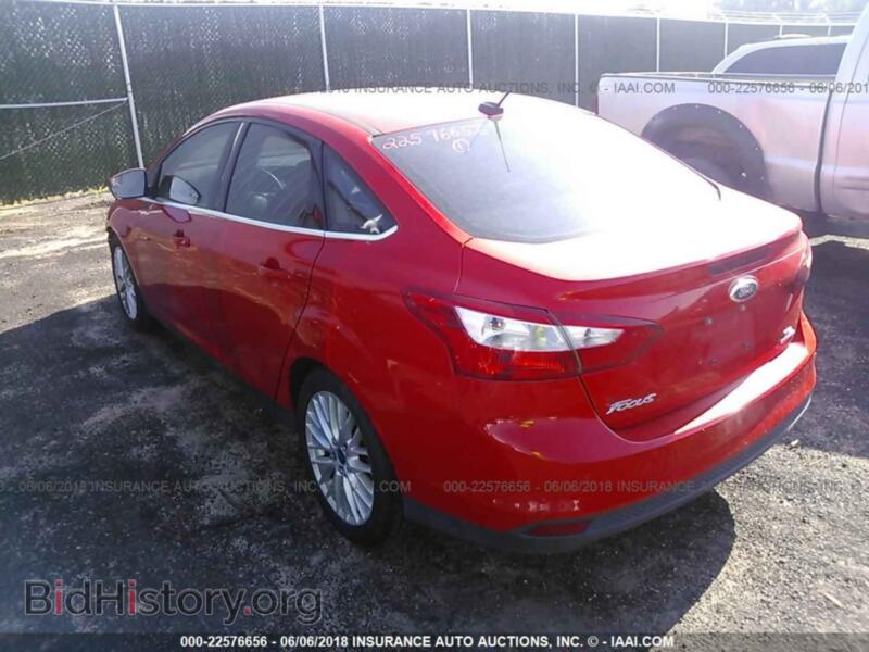 2012 Ford FOCUS (VIN 1FAHP3H28CL478634) — photo 3 of 10