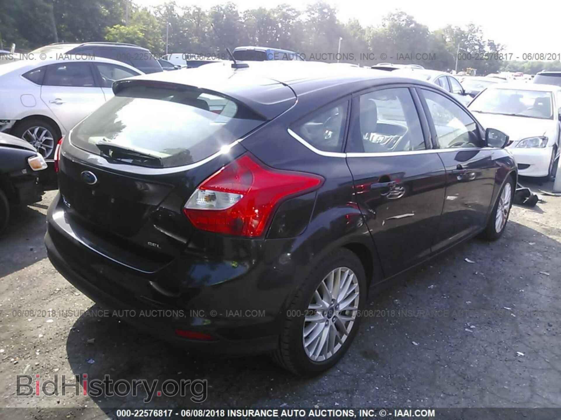 2012 Ford Focus - VIN: 1FAHP3M20CL348613 - Фото 4