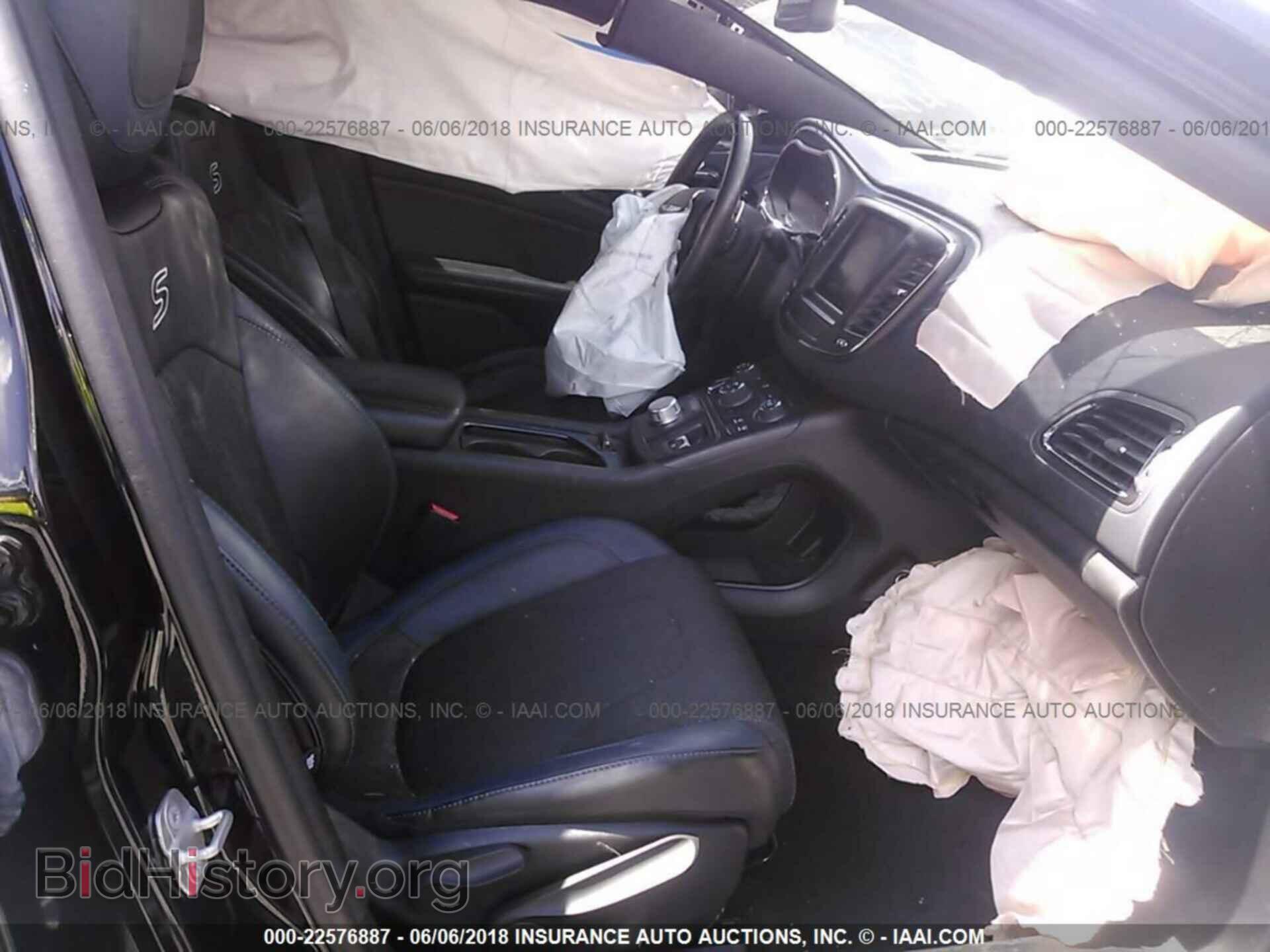 2015 Chrysler 200 - VIN: 1C3CCCBG9FN514204 - Photo 5