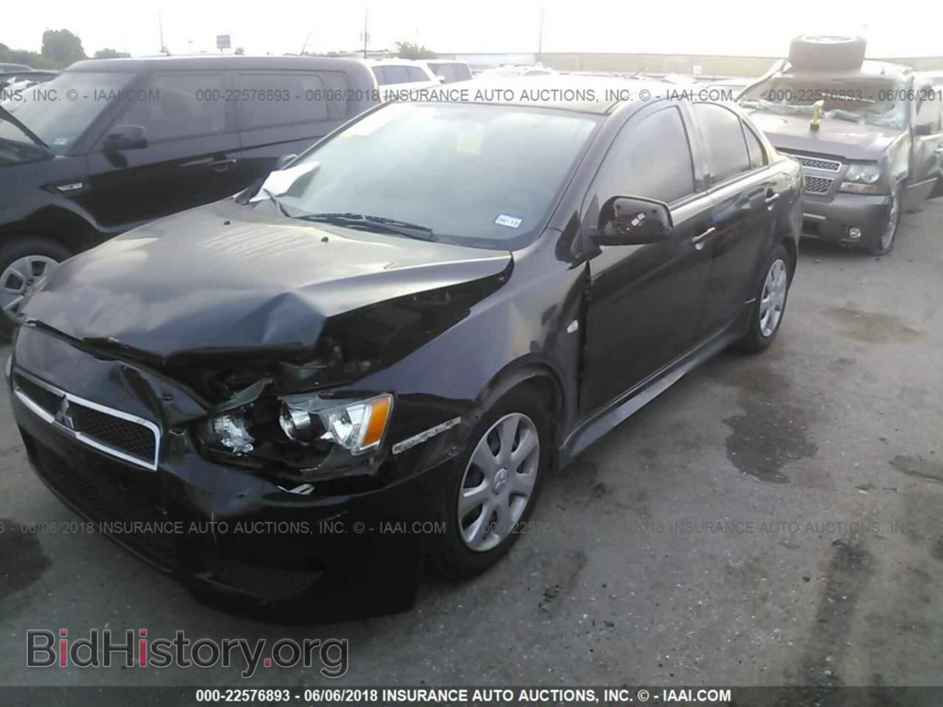 2014 Mitsubishi Lancer - VIN: JA32U2FU2EU013074 - Фото 2