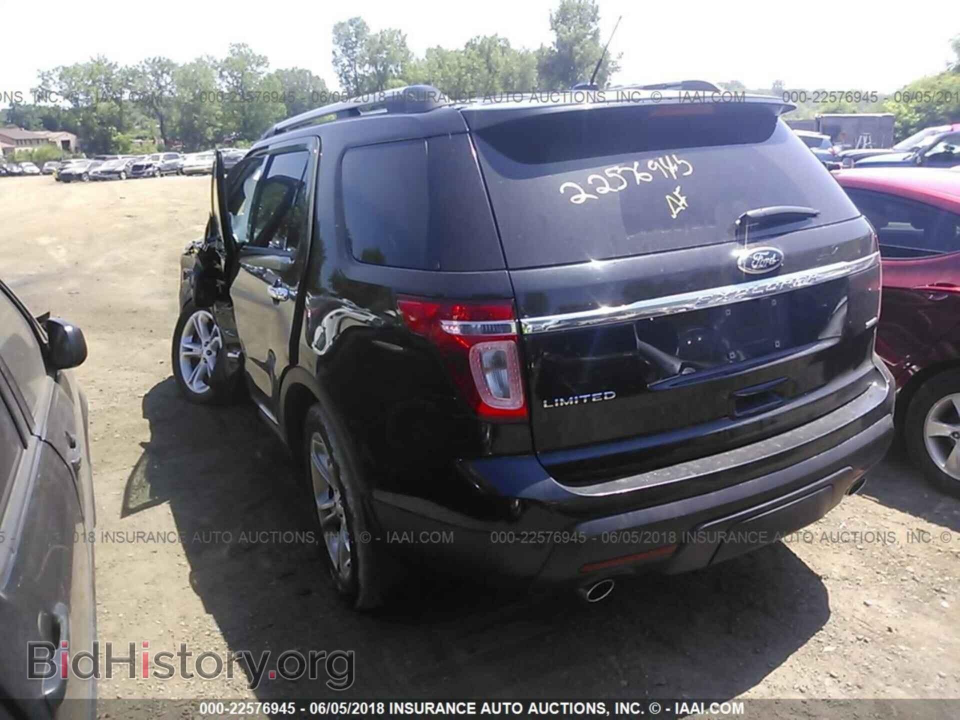 2013 Ford Explorer - VIN: 1FM5K8F83DGA41405 - Photo 3