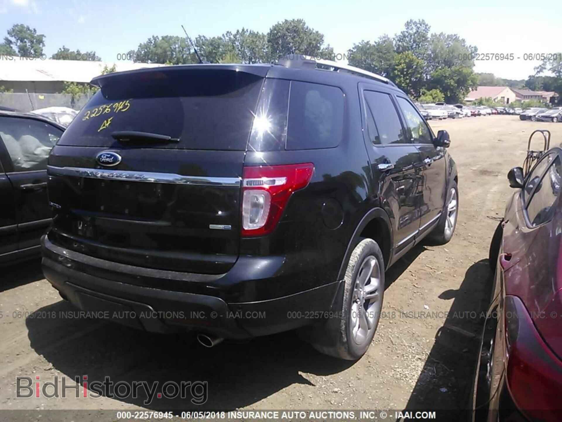 2013 Ford Explorer - VIN: 1FM5K8F83DGA41405 - Photo 4