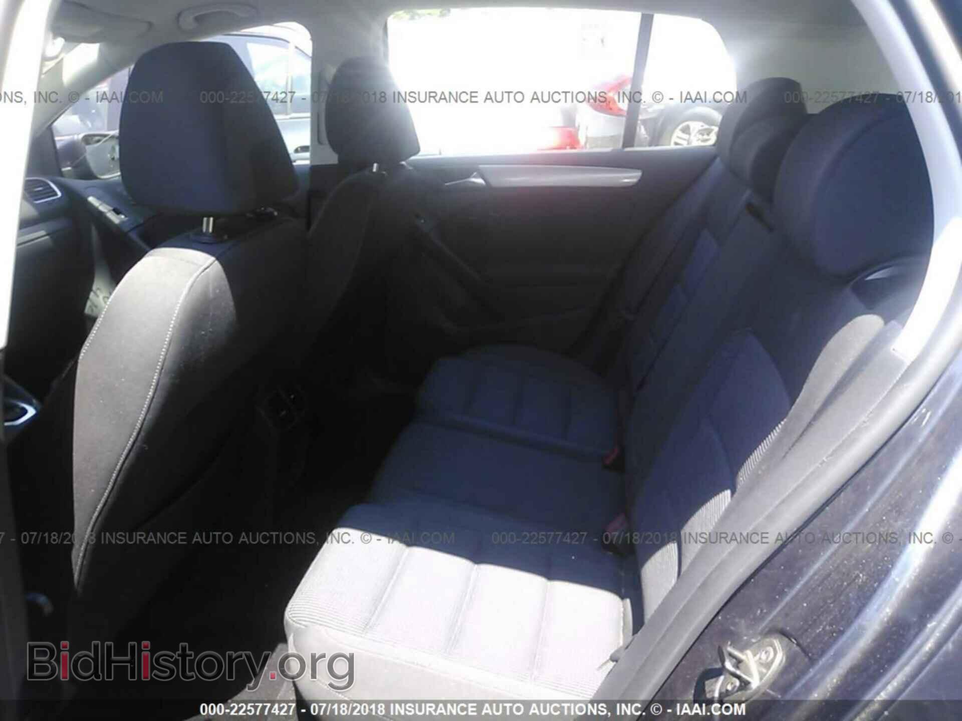 2012 Volkswagen Golf - VIN: WVWDB7AJ8CW193754 - Фото 8