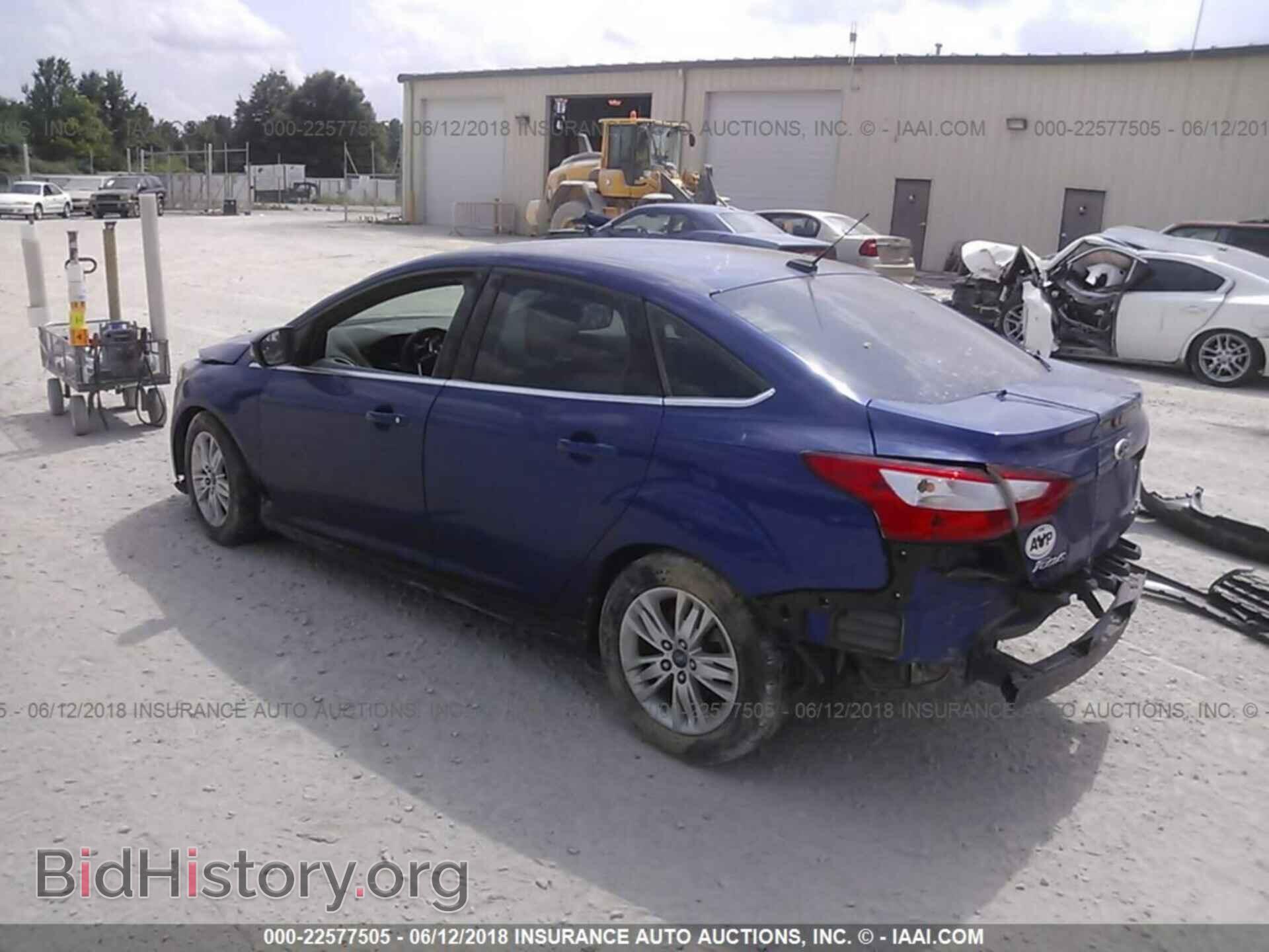 2012 Ford Focus - VIN: 1FAHP3H20CL367432 - Фото 3